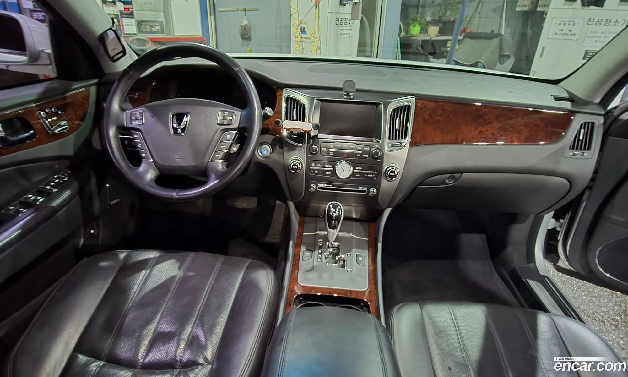 Hyundai Equus 2010 — 9