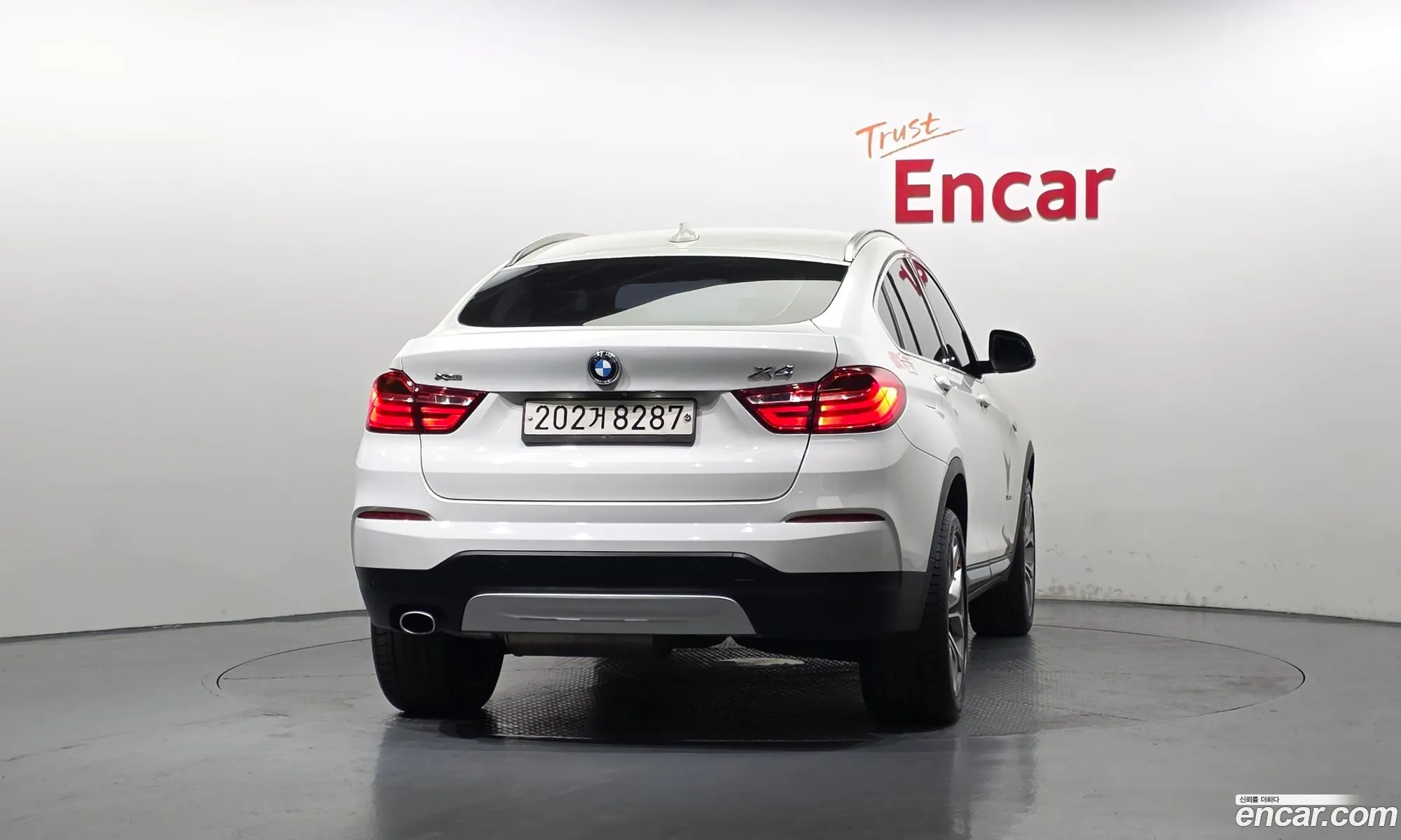 BMW X4 2015 — 16