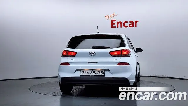 Hyundai i30 2018 — 3
