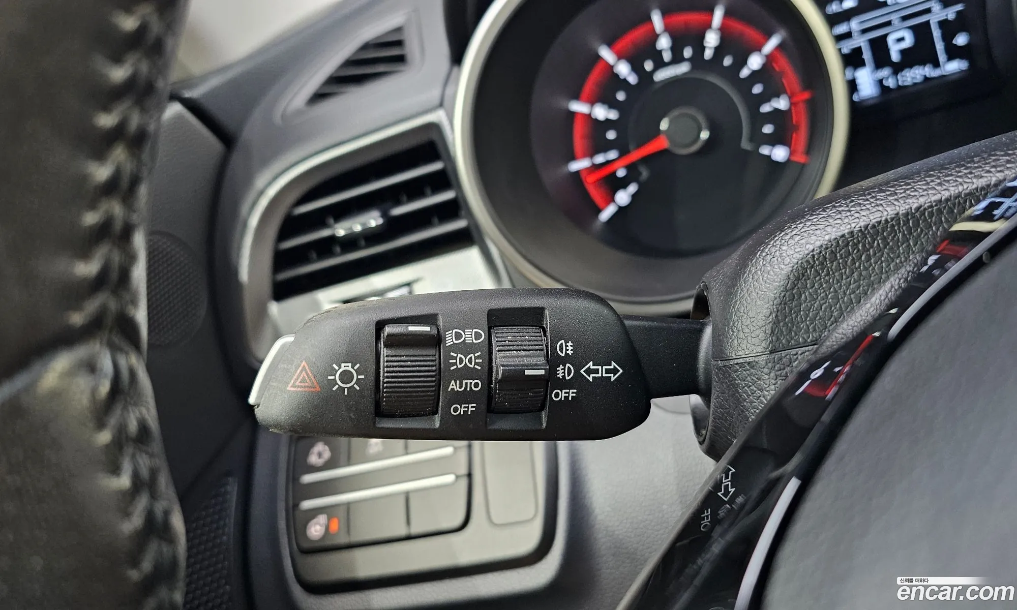 KG Mobility (SsangYong) Tivoli 2016 — 16