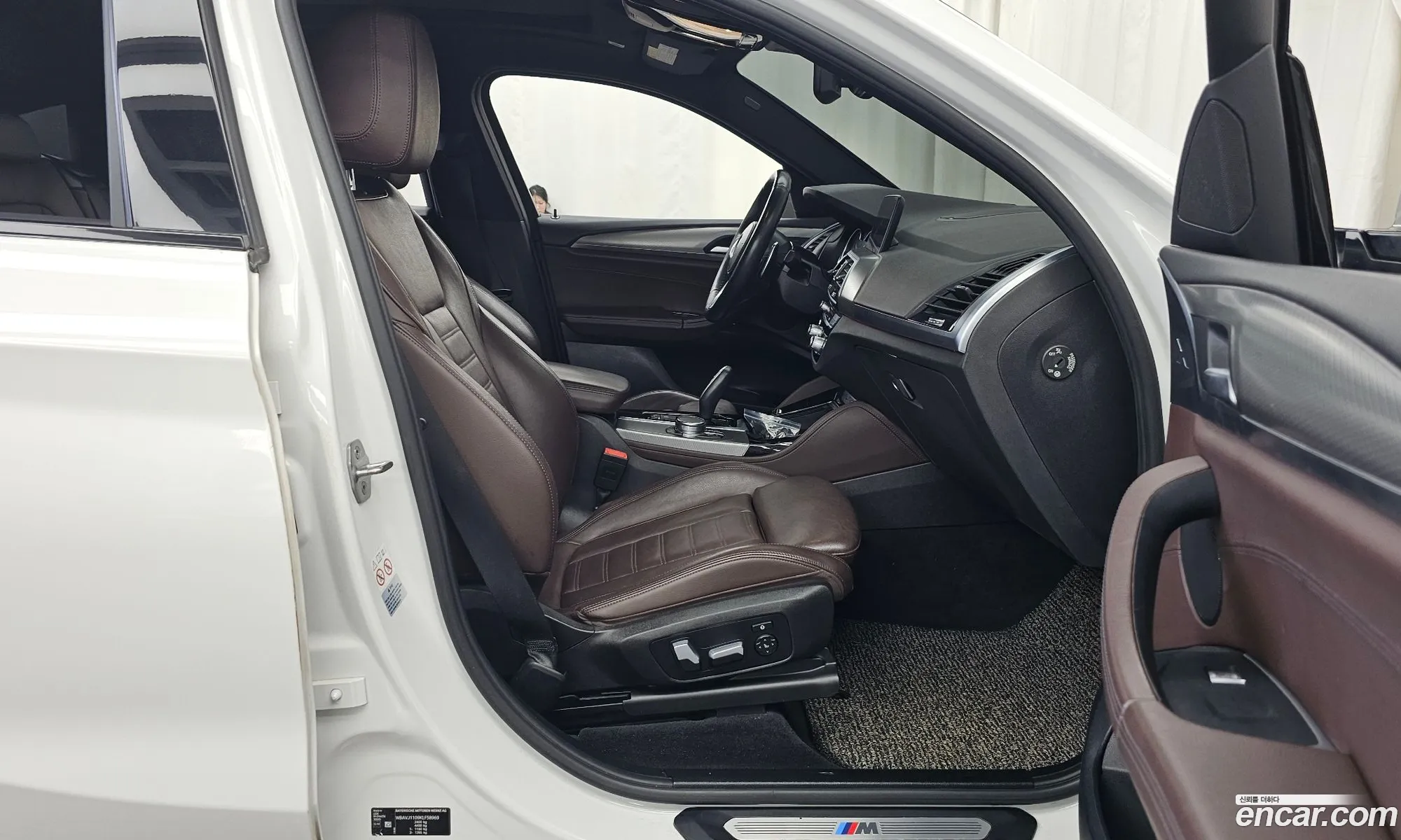 BMW X4 2018 WBAVJ1109KLF58969 — 16