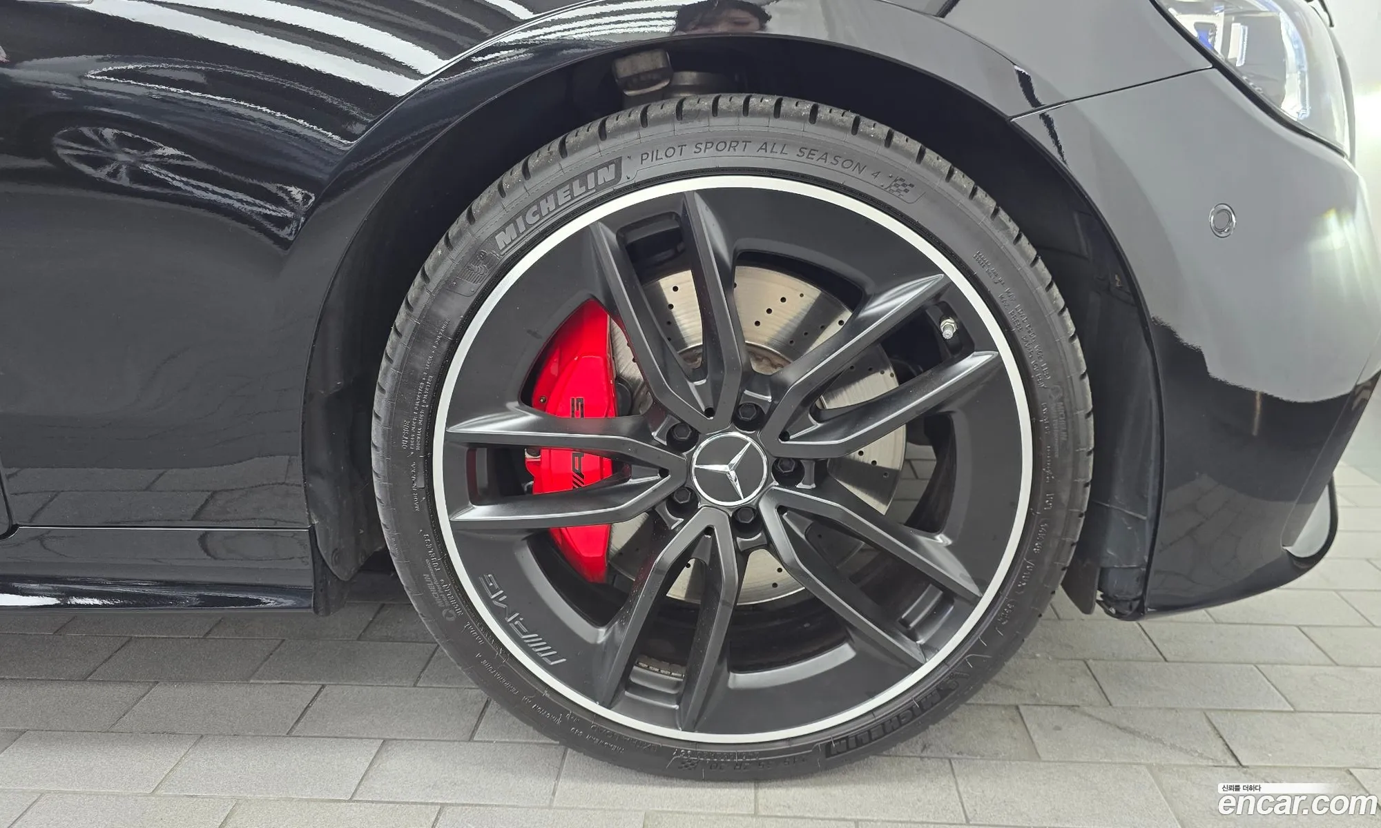 Mercedes-Benz E-Class W213 2023 — 17