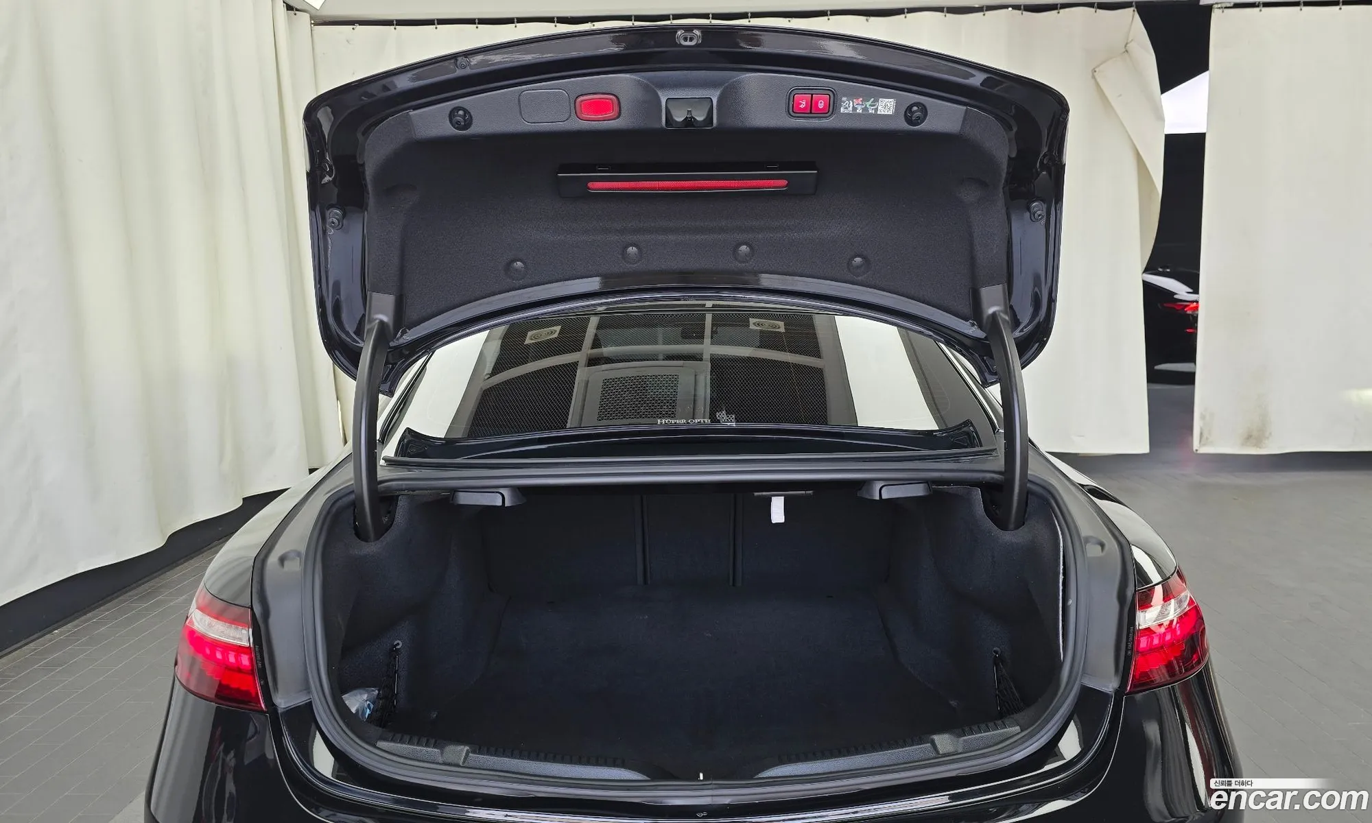 Mercedes-Benz E-Class W213 2023 — 13