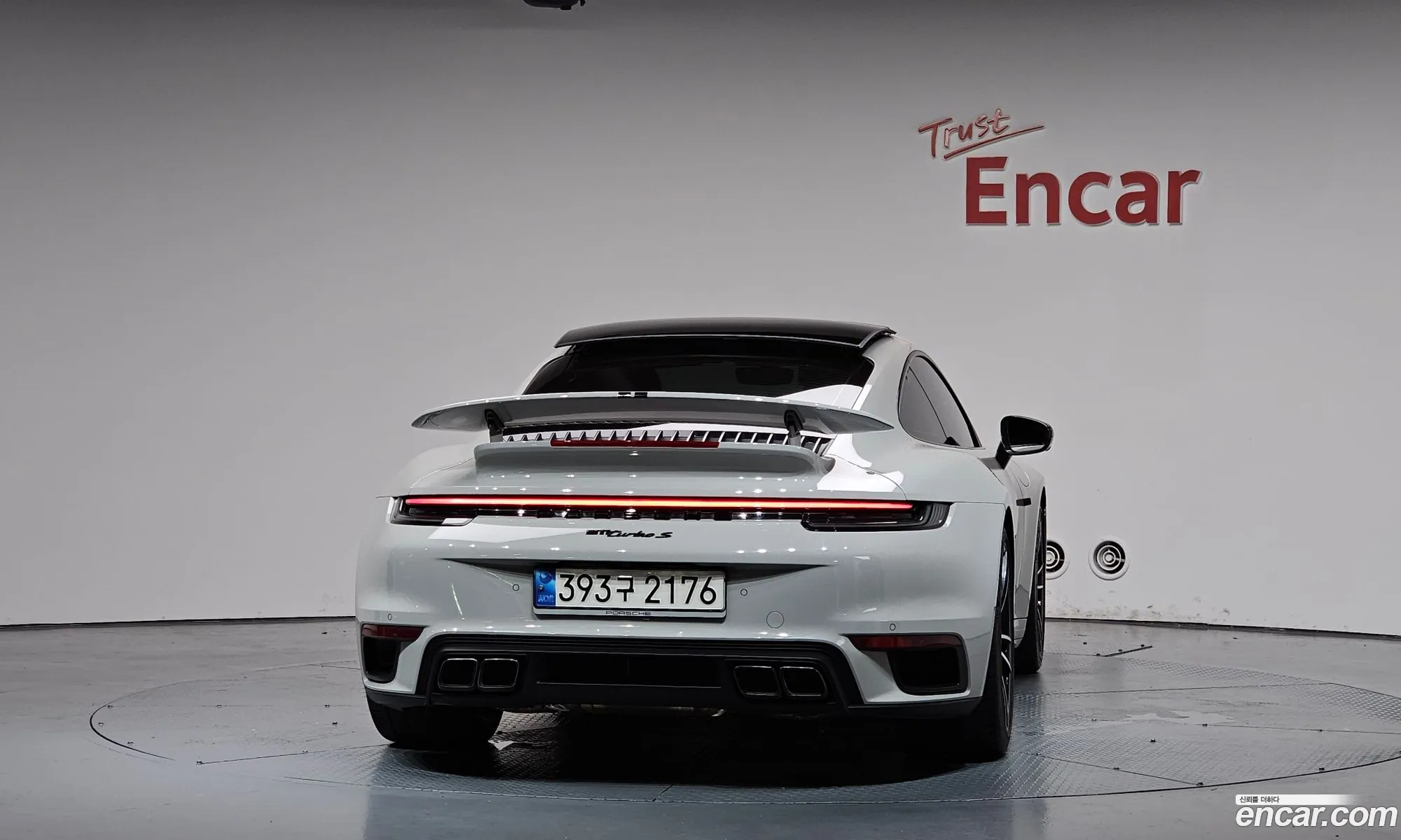 Porsche 911 2022 — 22