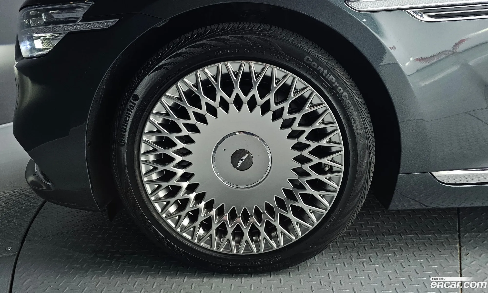 Genesis G90 2019 — 11