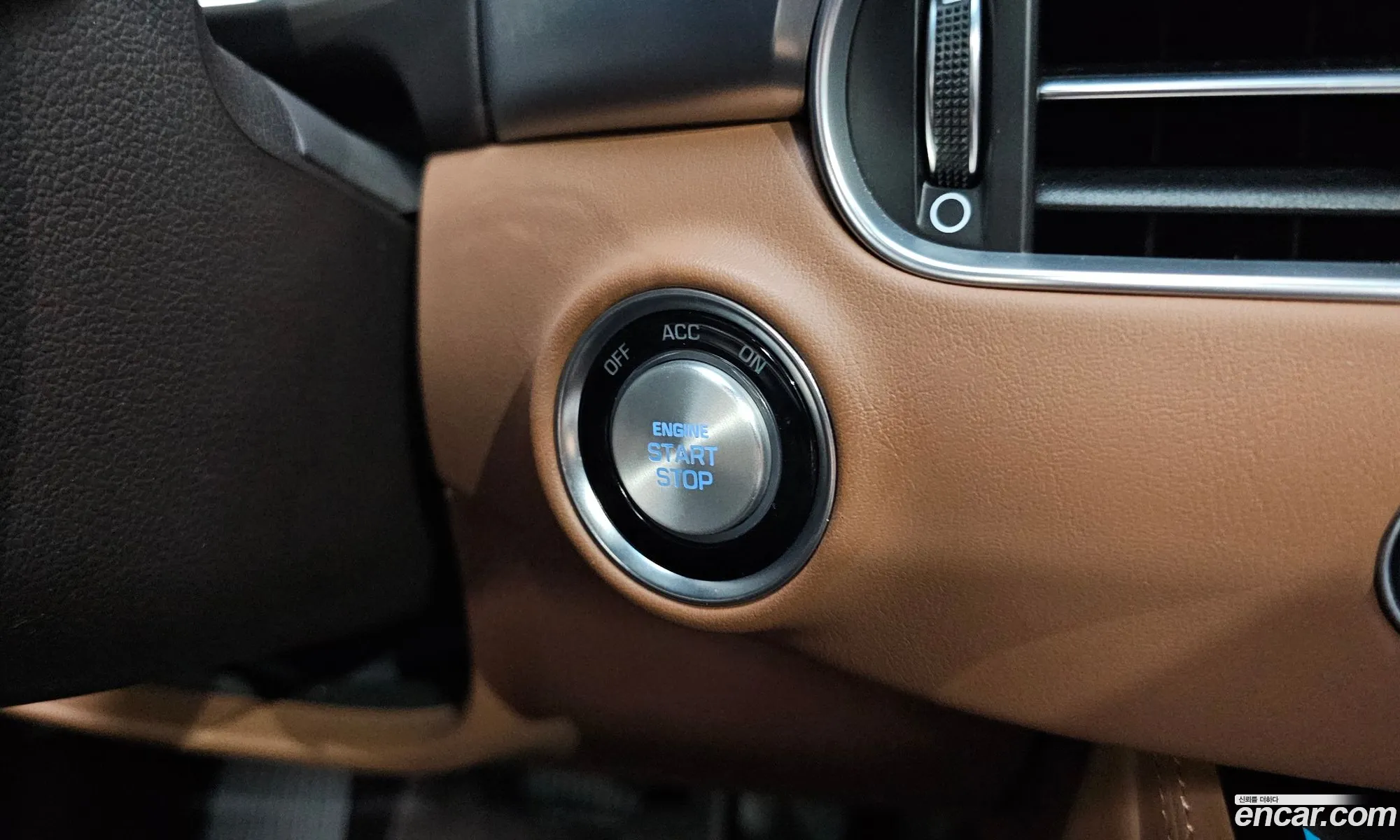 Genesis G90 2019 — 16