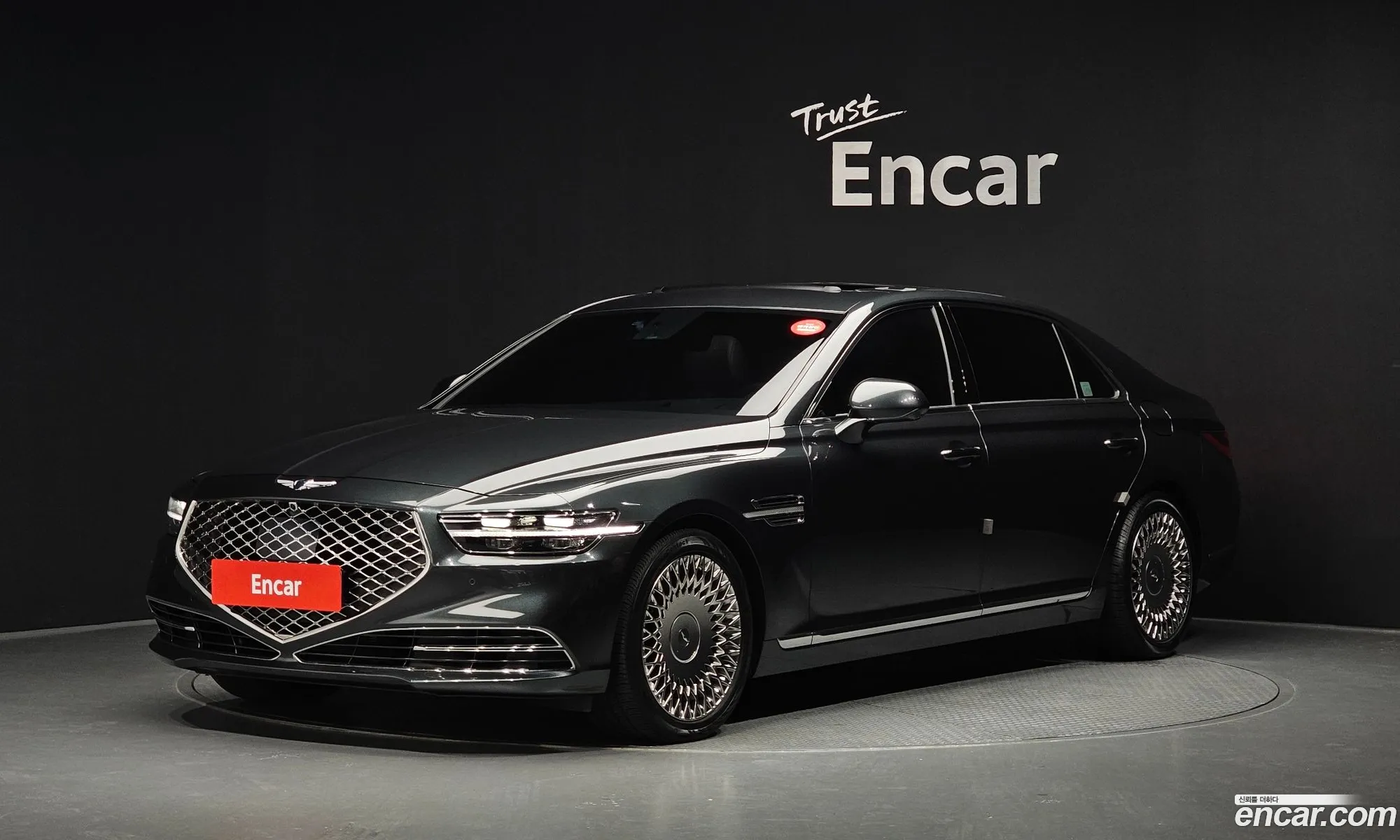 Genesis G90 2019 — 24