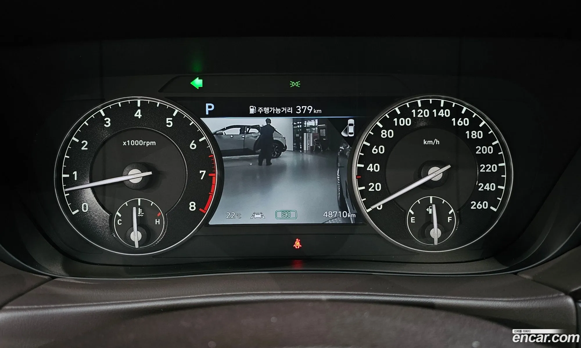 Genesis G90 2019 — 12