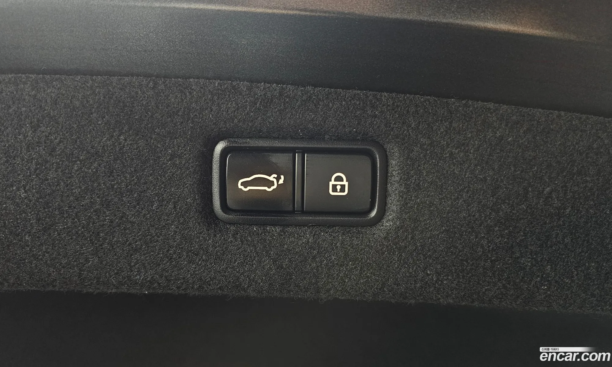 Genesis G90 2019 — 26
