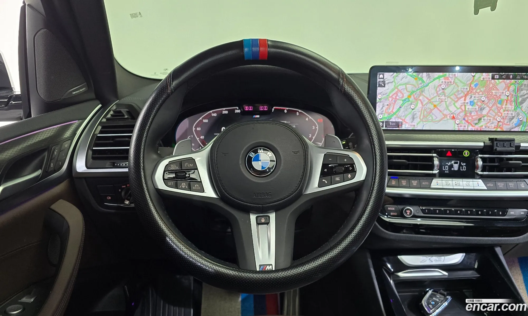 BMW X3 2024 WBA31DP08R9W07731 — 32