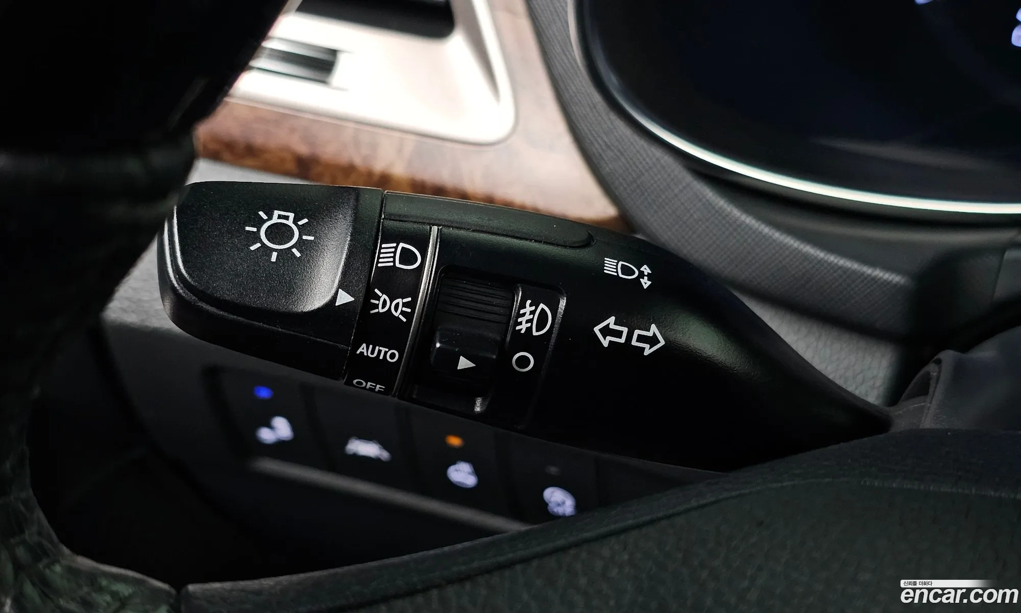 Hyundai Maxcruz 2016 — 27