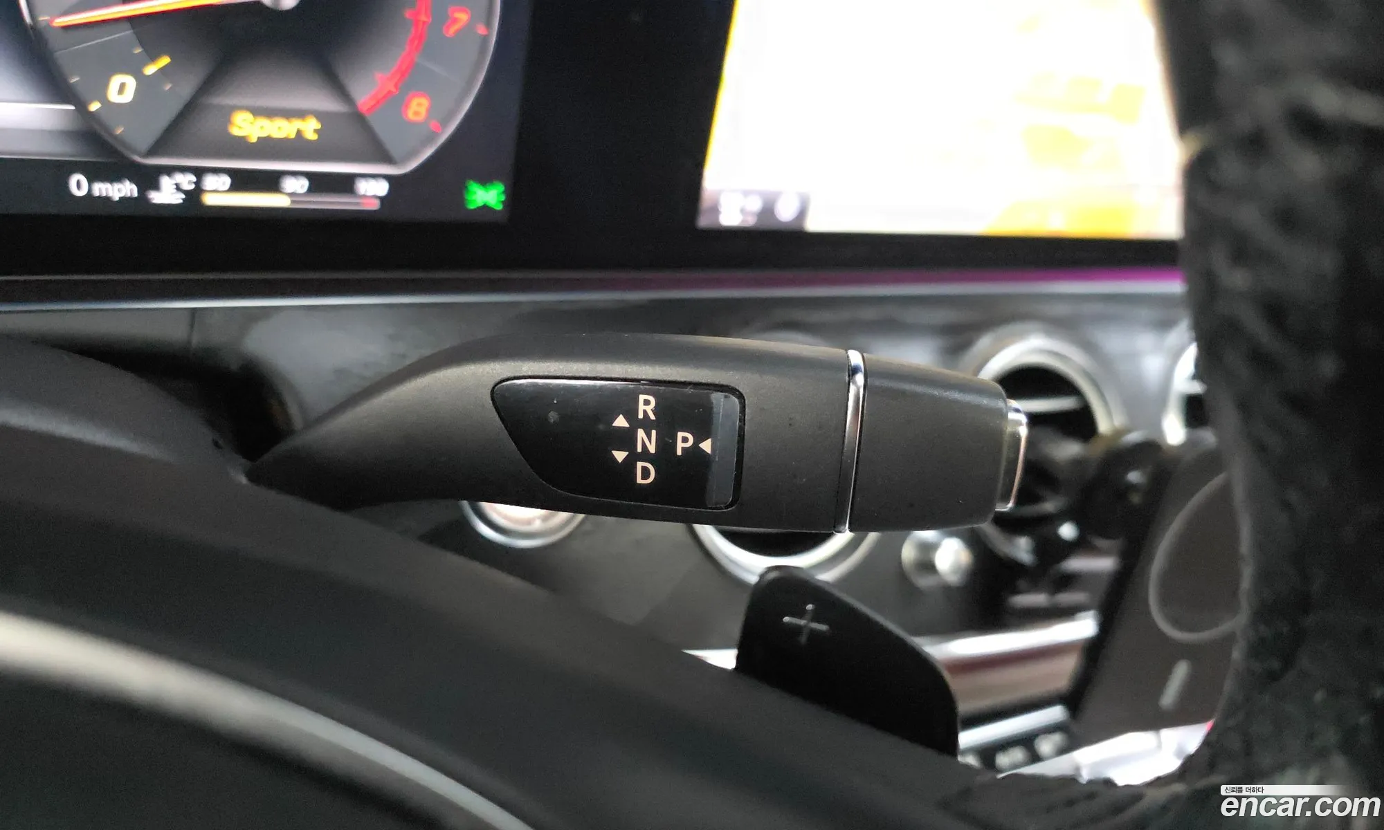 Mercedes-Benz E-Class W213 2016 WDDZF4KB1HA014190 — 13