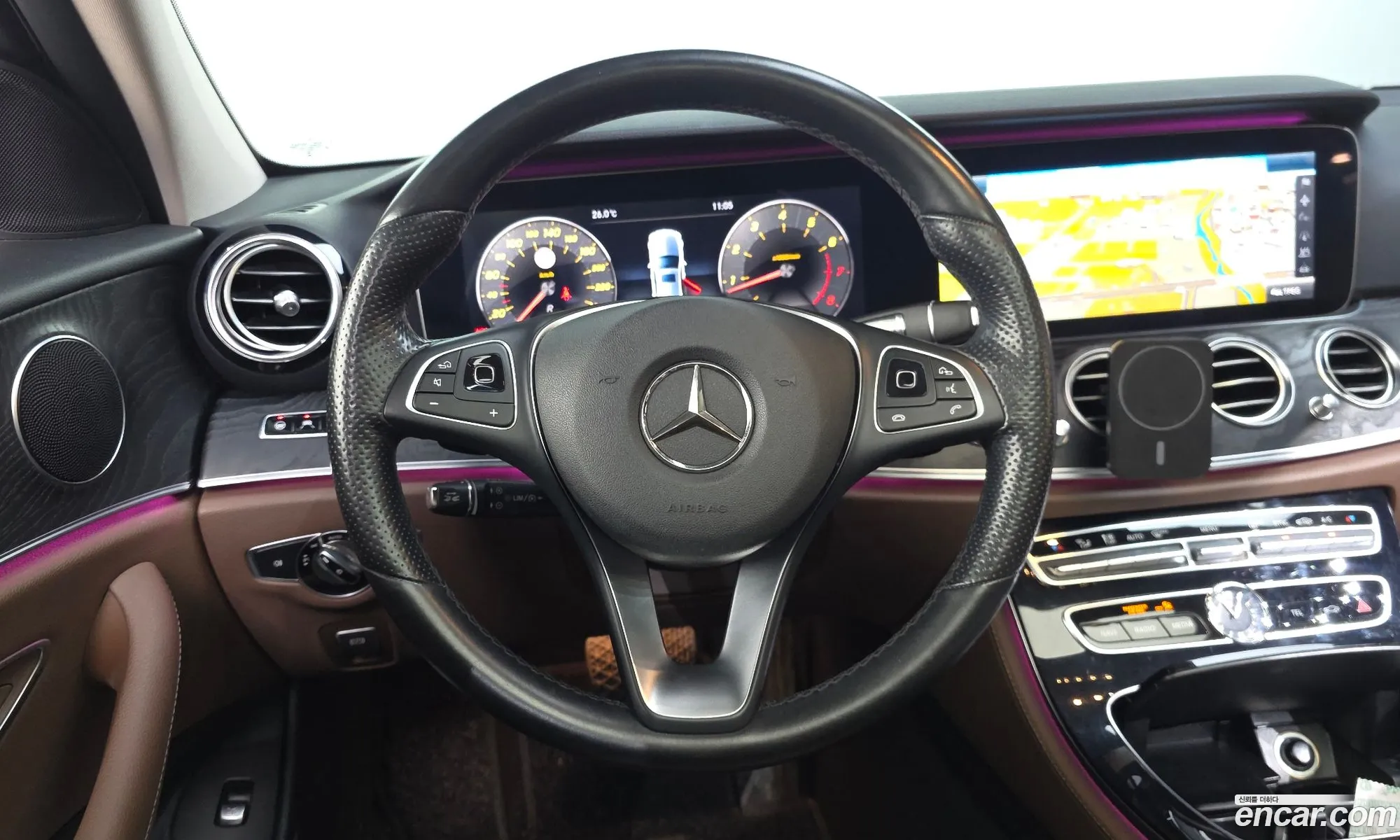 Mercedes-Benz E-Class W213 2016 WDDZF4KB1HA014190 — 9