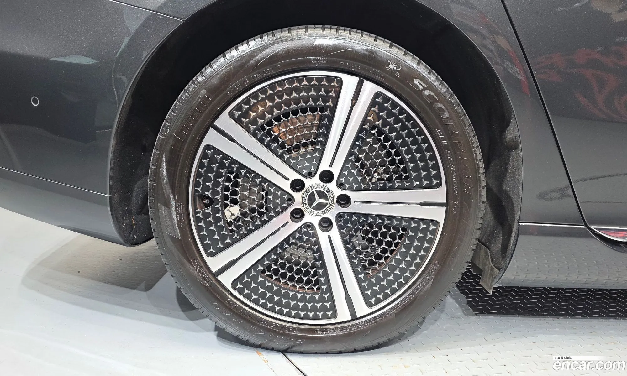Mercedes-Benz EQS V297 2022 — 13