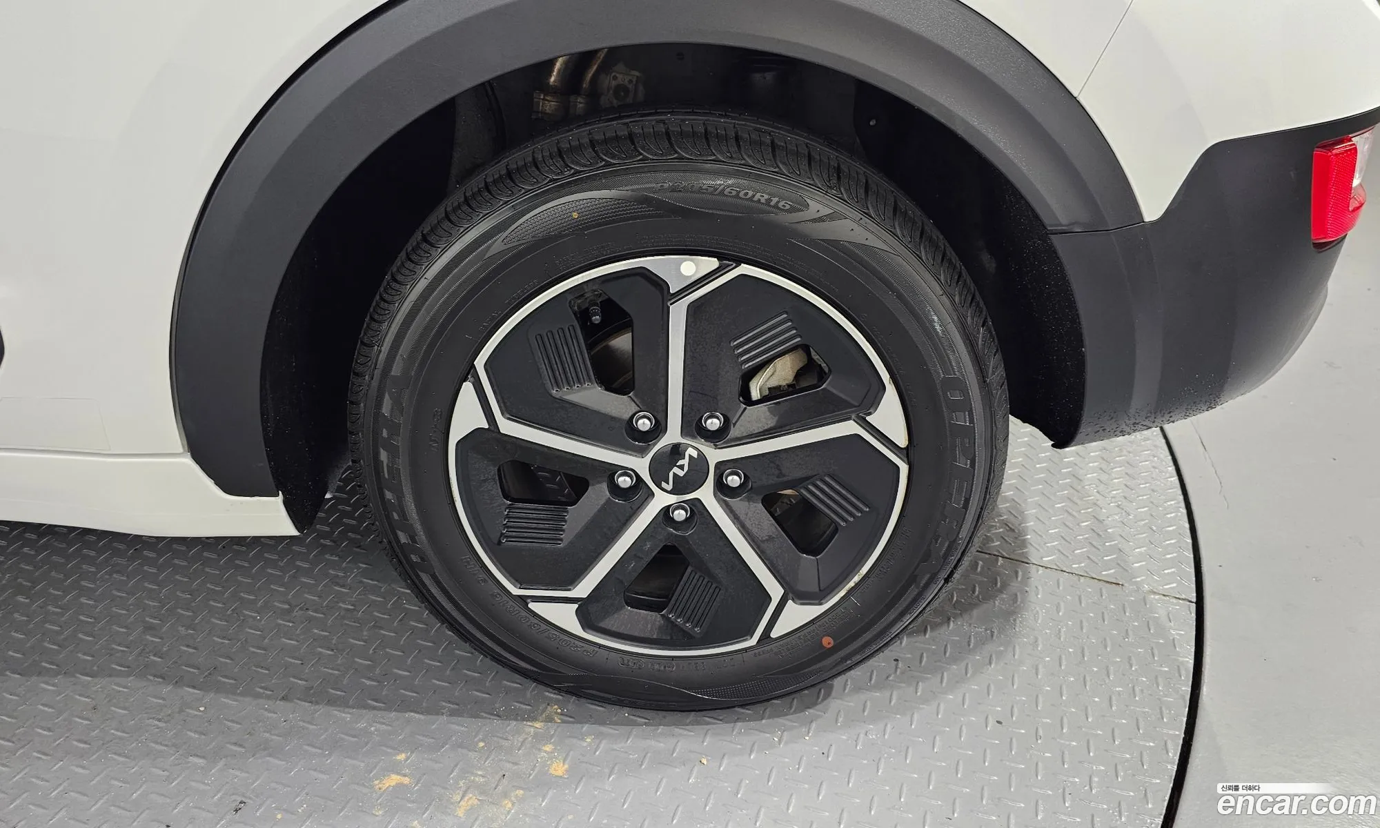 Kia Niro 2023 — 2
