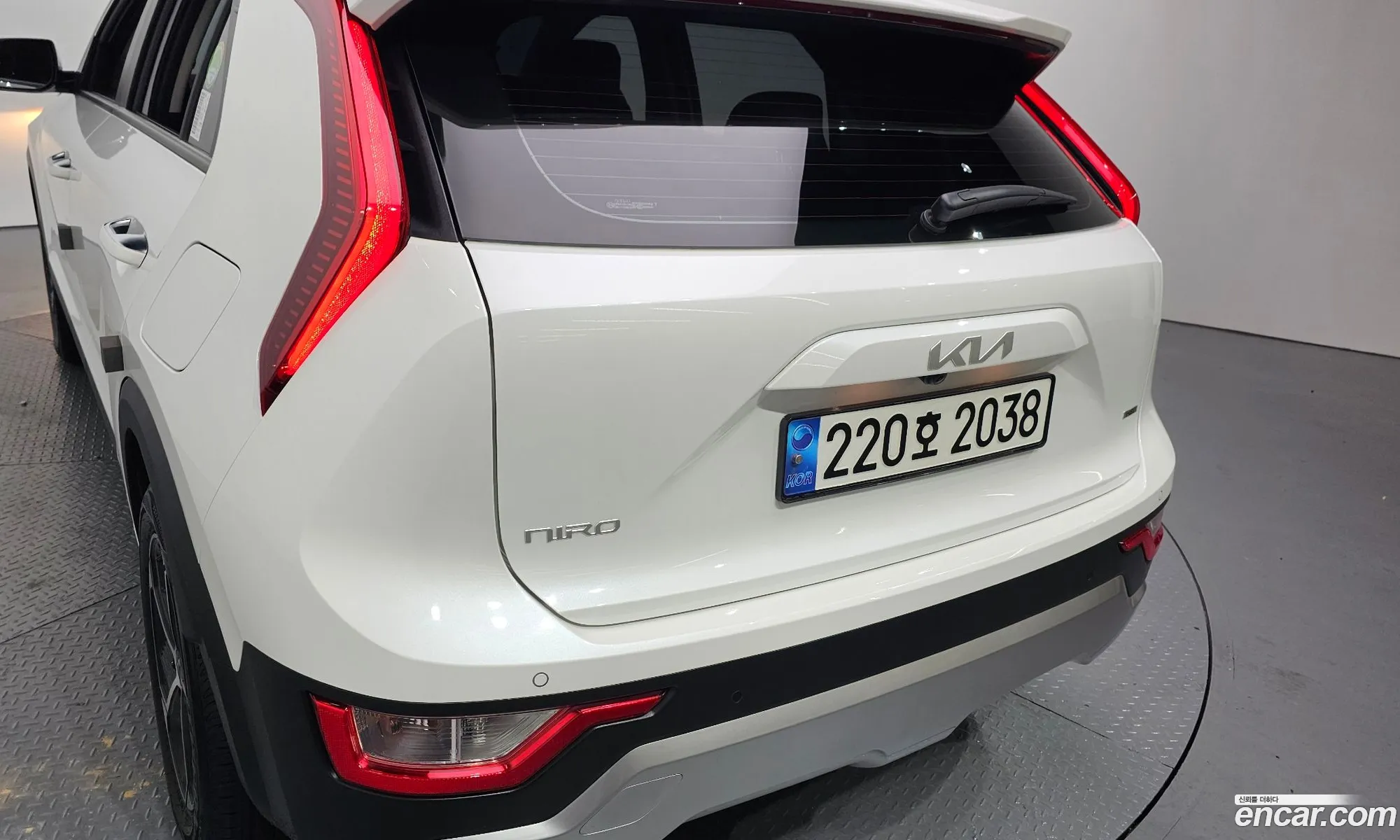 Kia Niro 2023 — 9