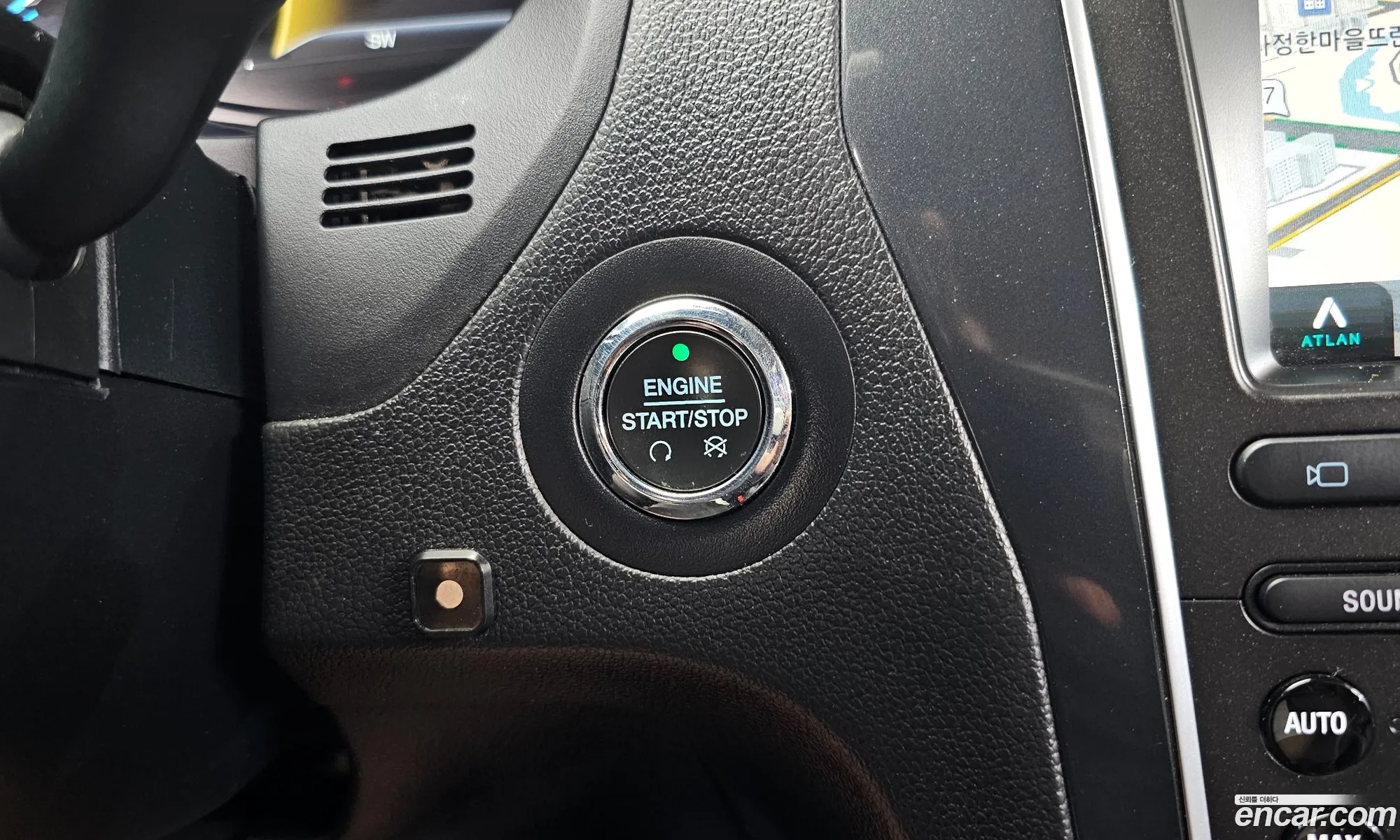 Ford Explorer 2019 1FM5K8FH5KGA56064 — 10