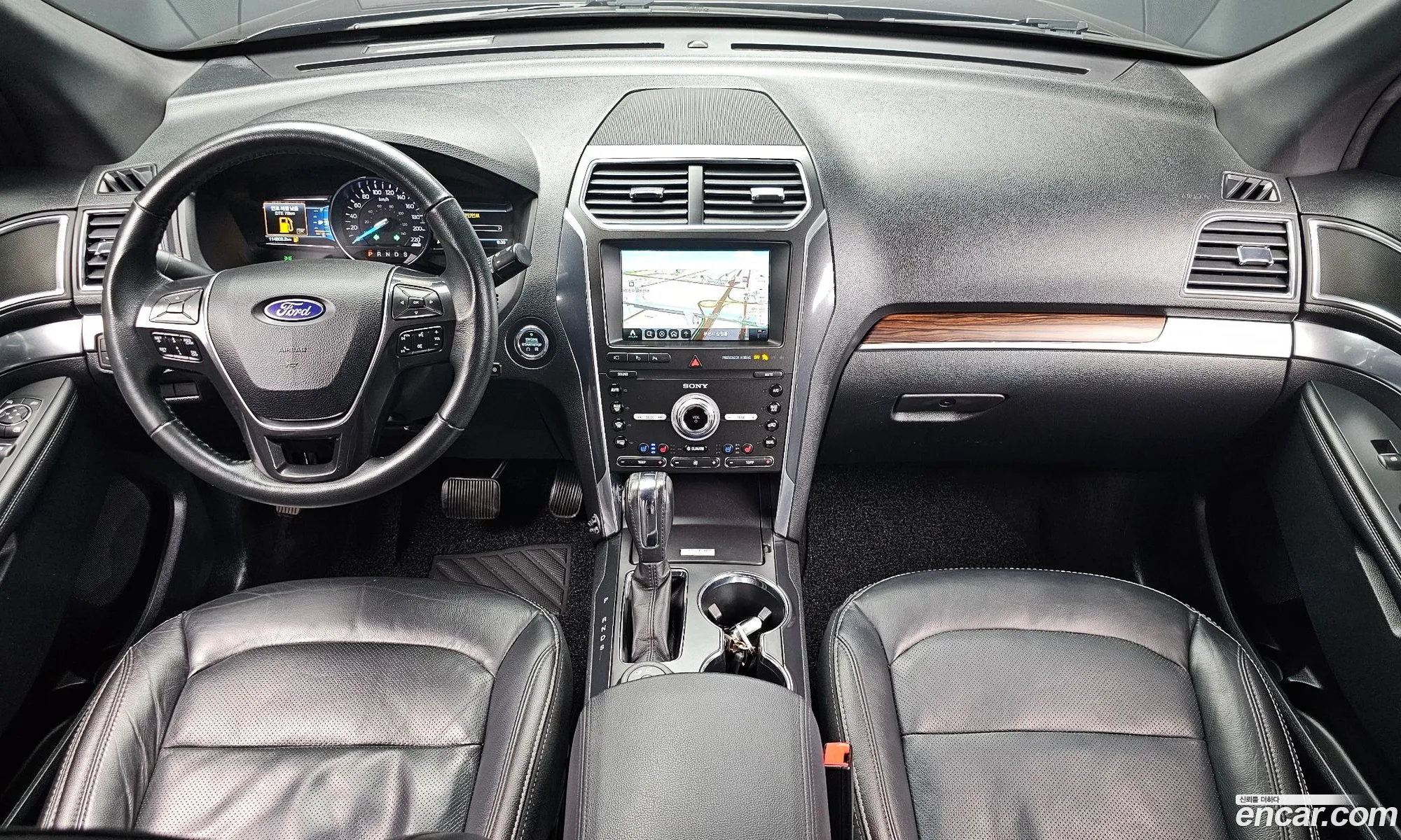 Ford Explorer 2019 1FM5K8FH5KGA56064 — 4