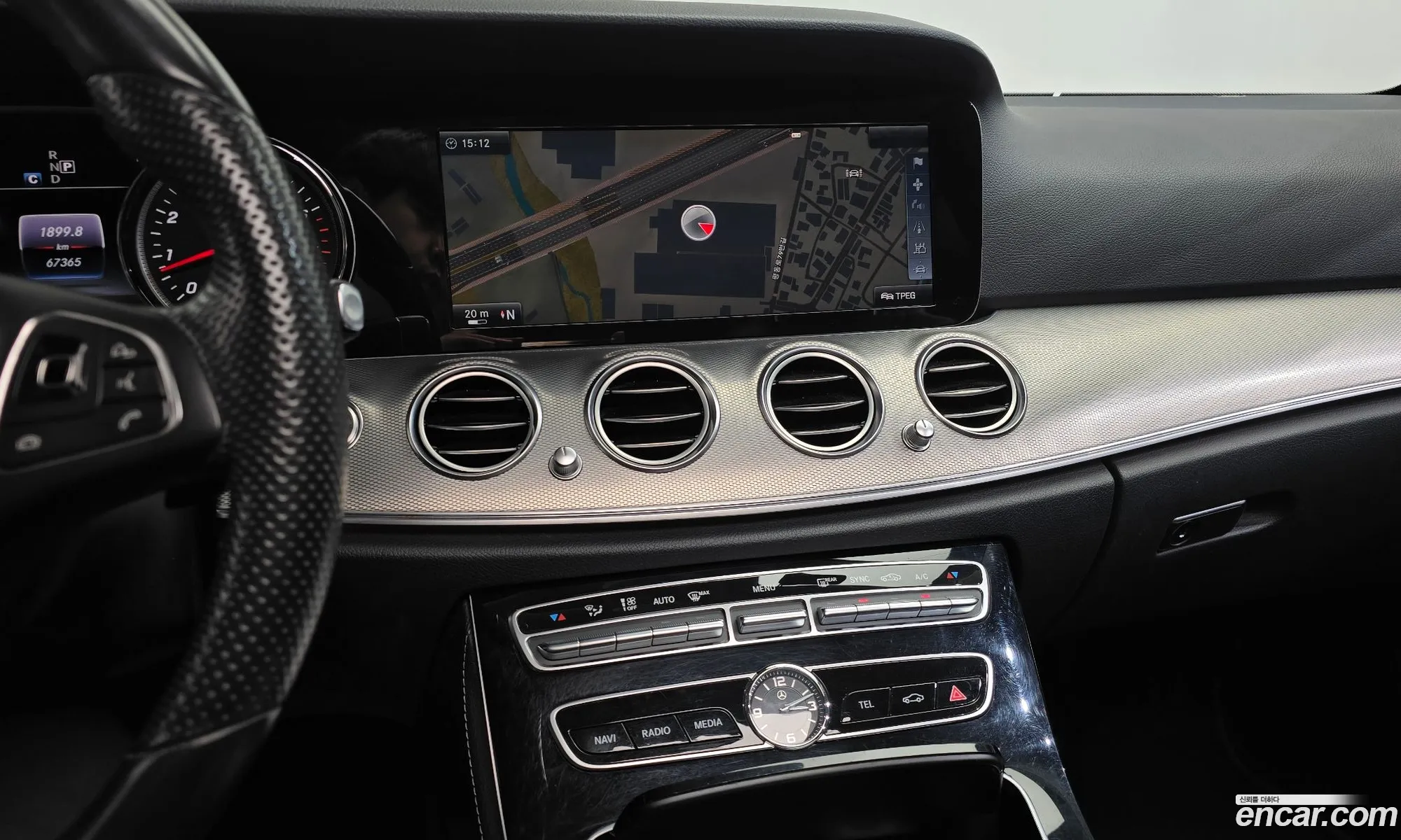 Mercedes-Benz E-Class W213 2016 WDDZF4CB4HA115254 — 8