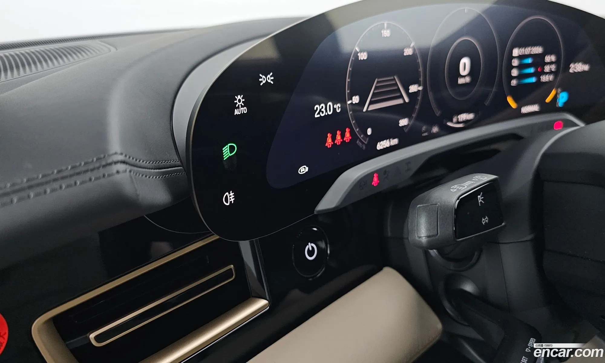 Porsche Taycan 2023 — 15