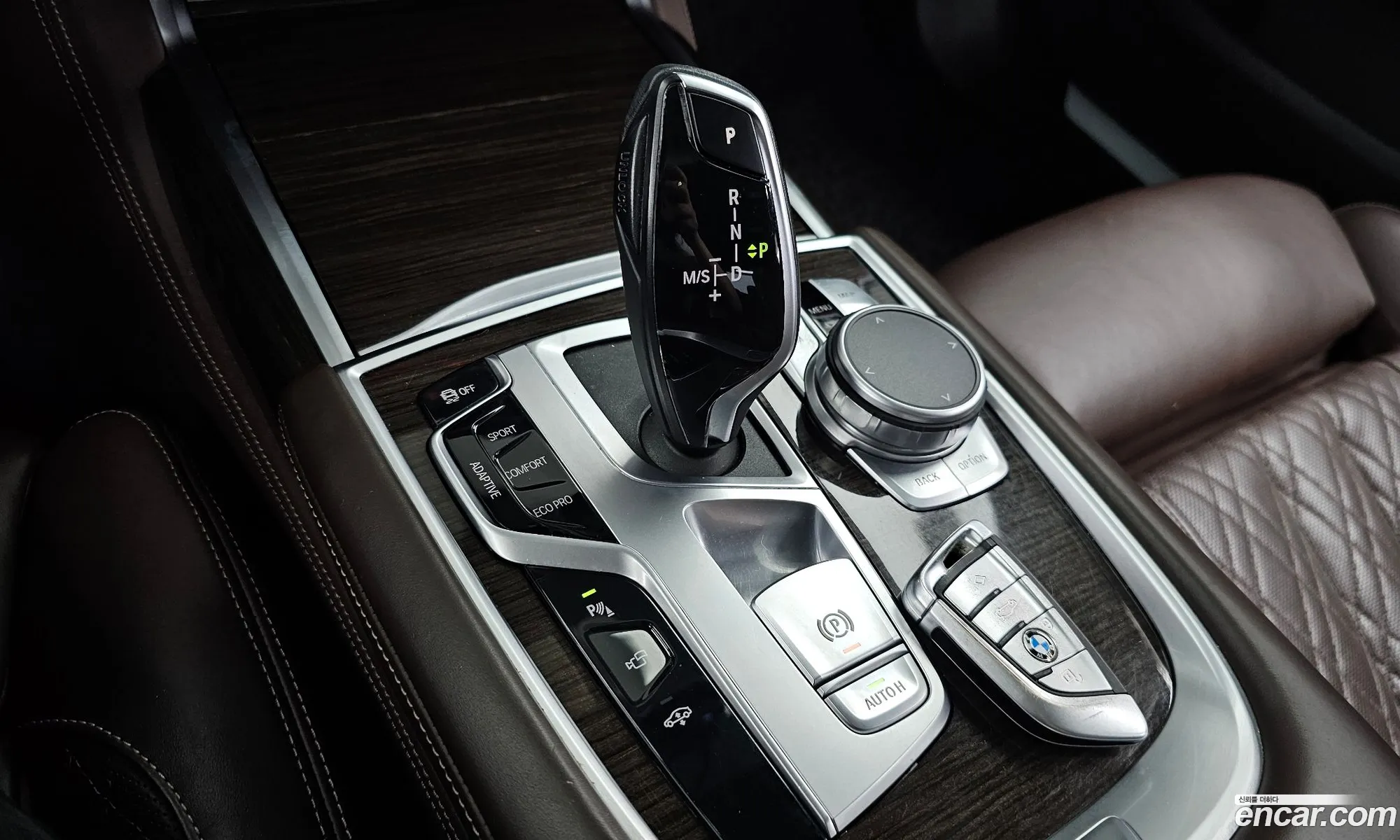 BMW 7 Series 2020 WBA7B8103MCF16475 — 9