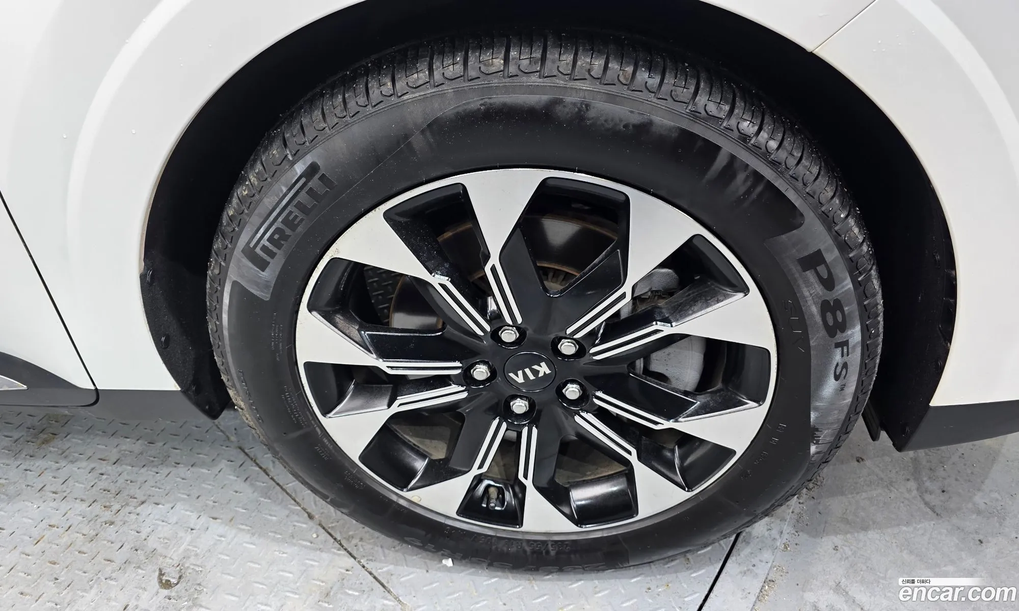 Kia Carnival 2020 KNANE81BBMS029854 — 11