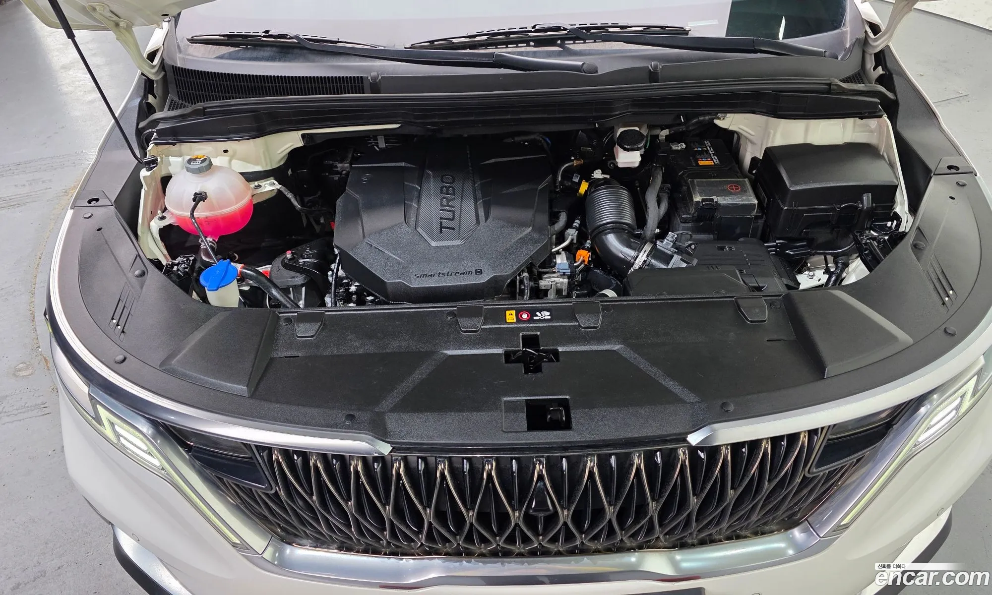 Kia Carnival 2020 KNANE81BBMS029854 — 16