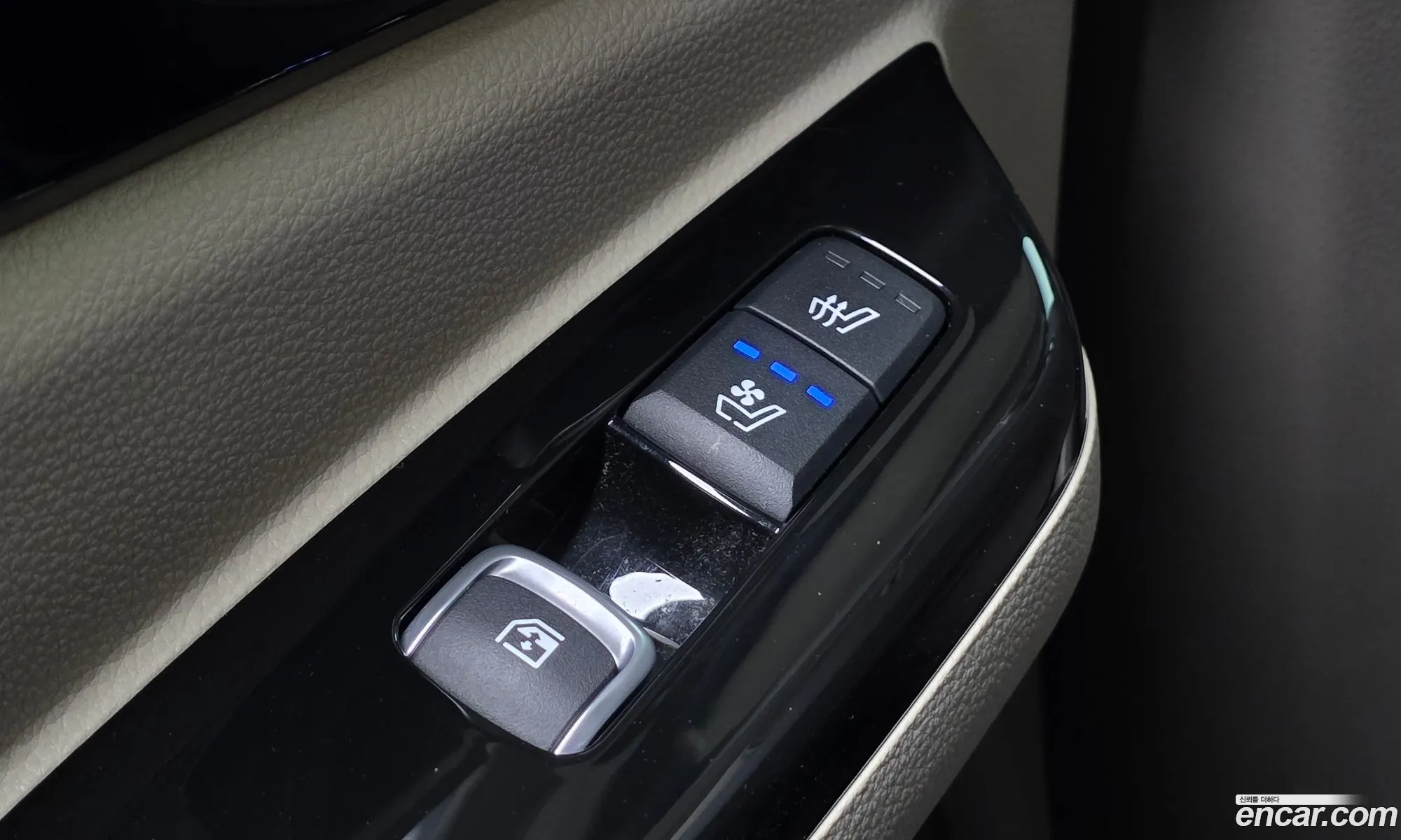 Kia Carnival 2020 KNANE81BBMS029854 — 29