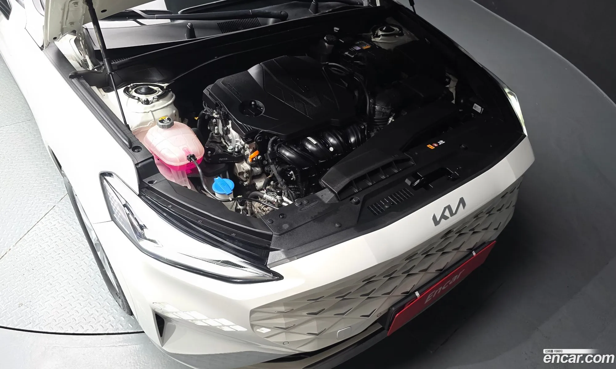 Kia K8 2023 — 2