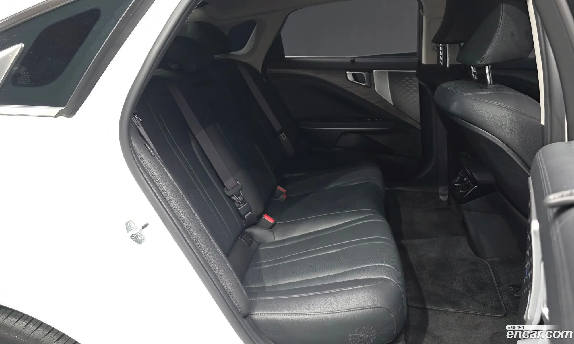 Kia K8 2023 — 10