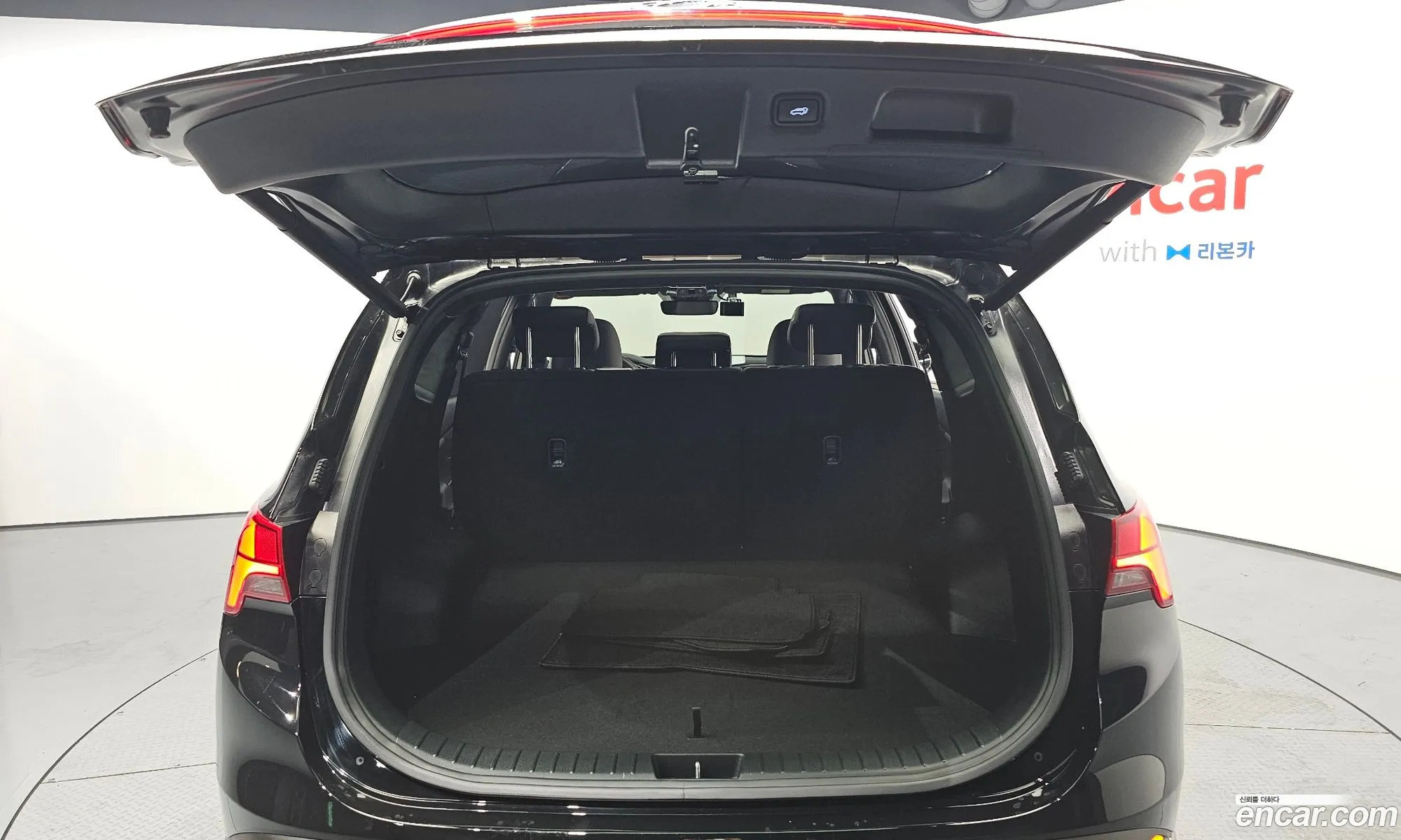 Hyundai Santa Fe 2022 — 23