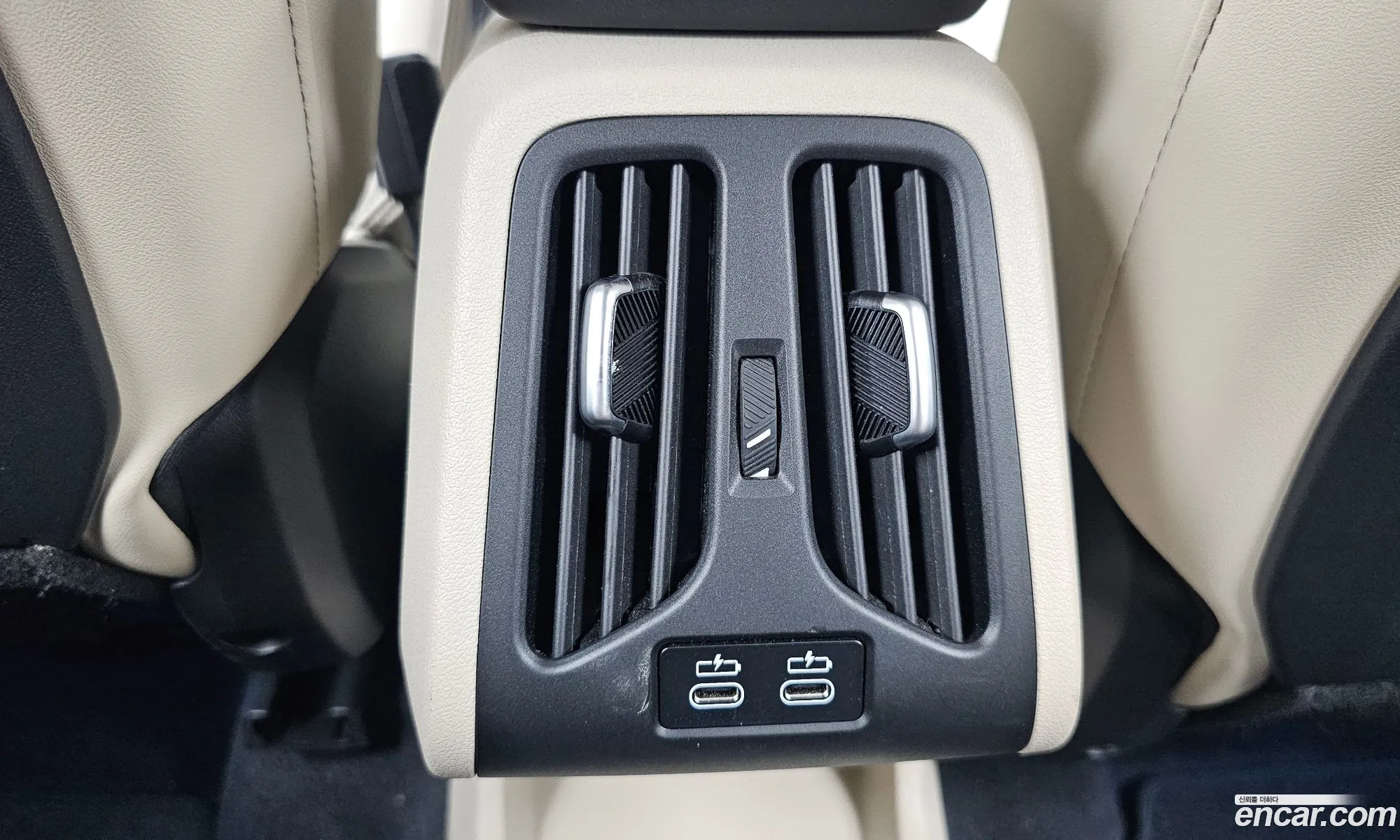BMW X1 2025 WBA51EE00S5181130 — 4