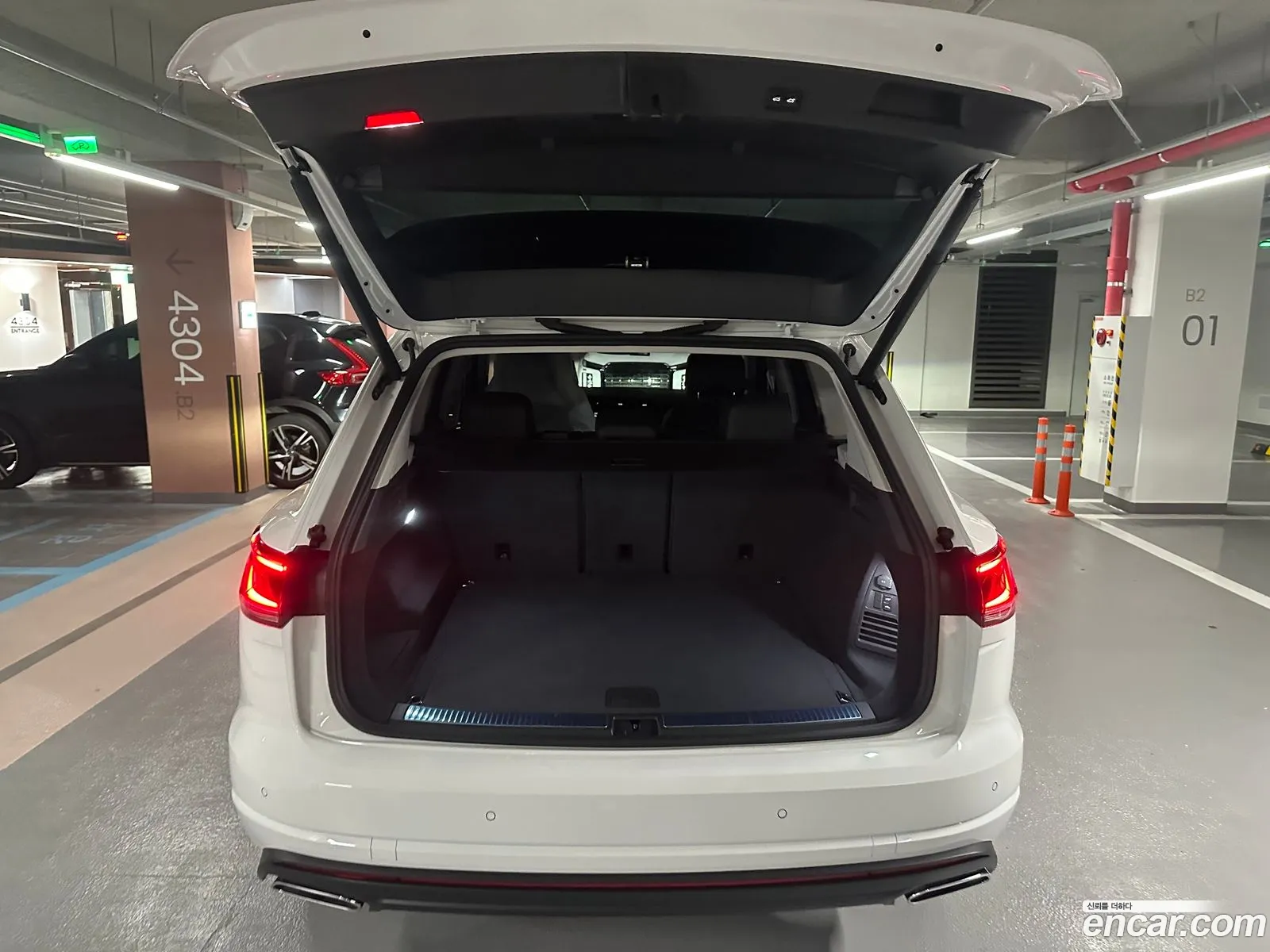 Volkswagen Touareg 2026 — 7