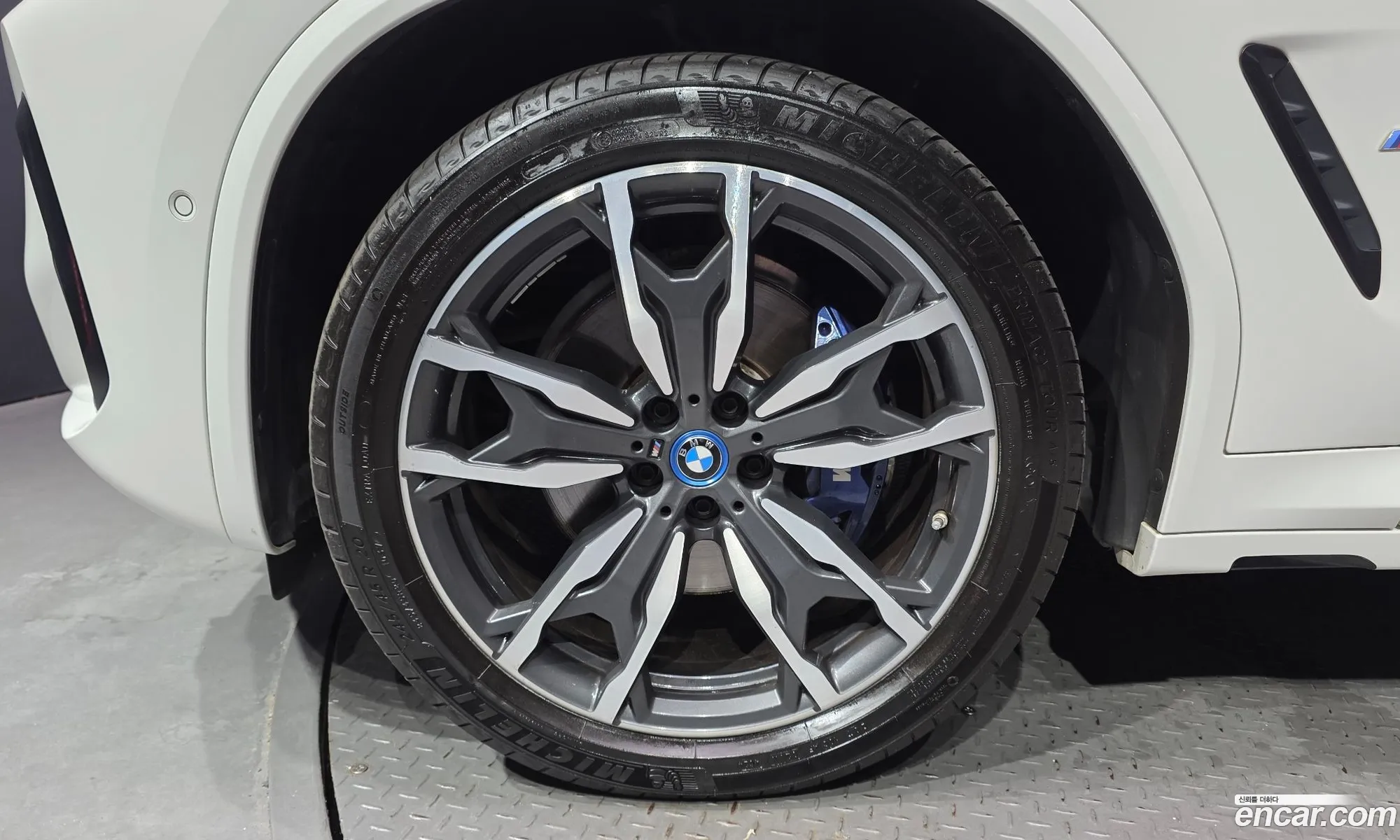 BMW X3 2023 WBA71DP0XP9P82206 — 11