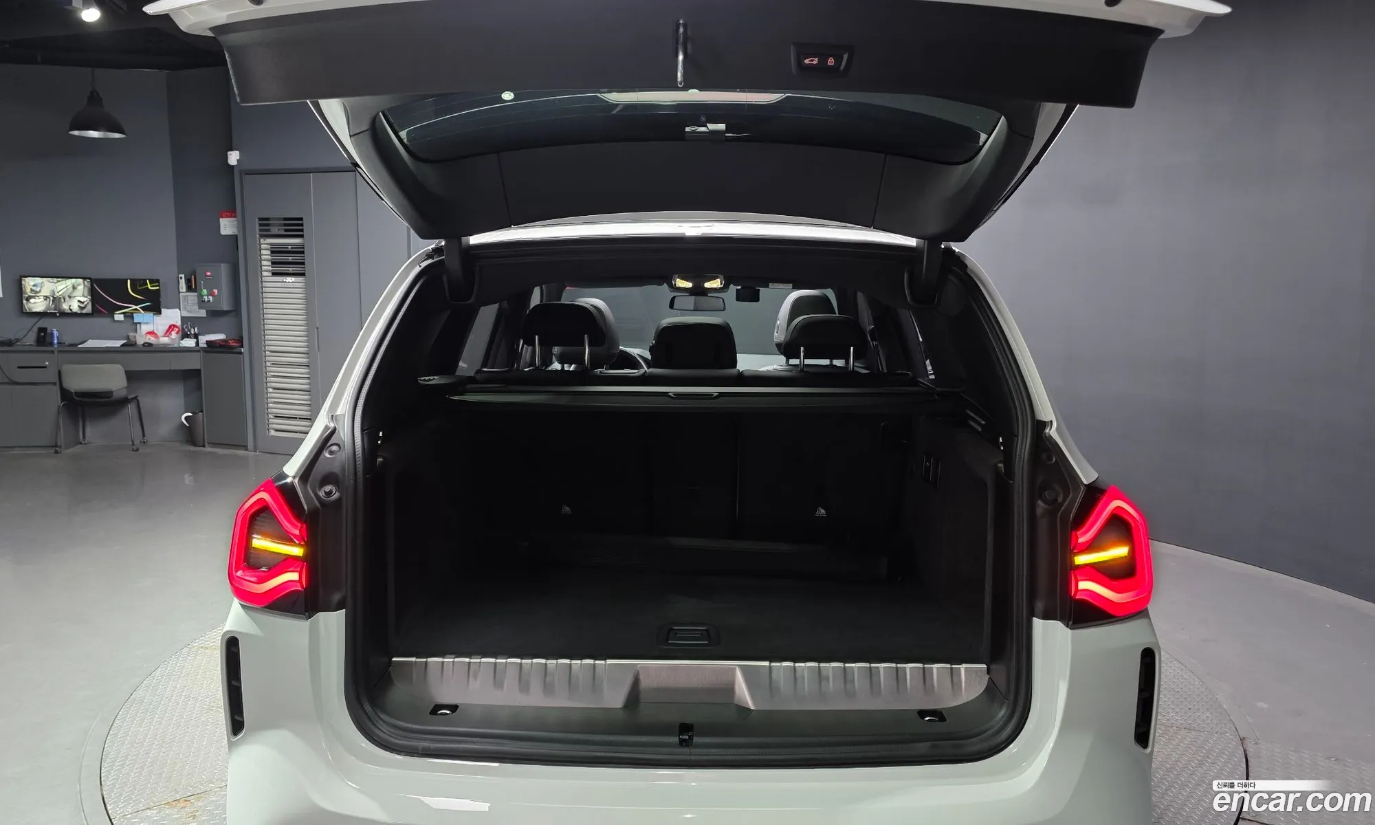 BMW X3 2023 WBA71DP0XP9P82206 — 6