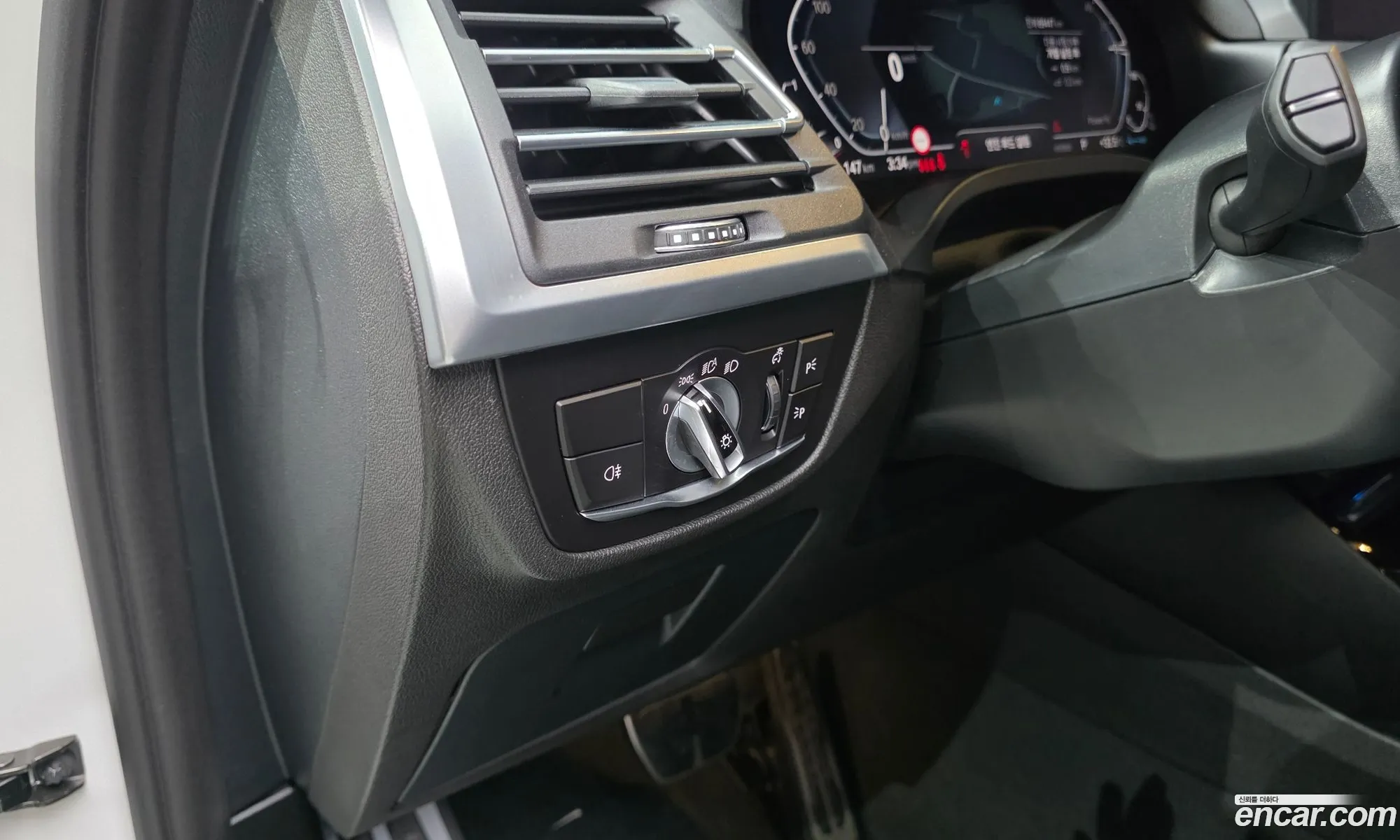 BMW X3 2023 WBA71DP0XP9P82206 — 8