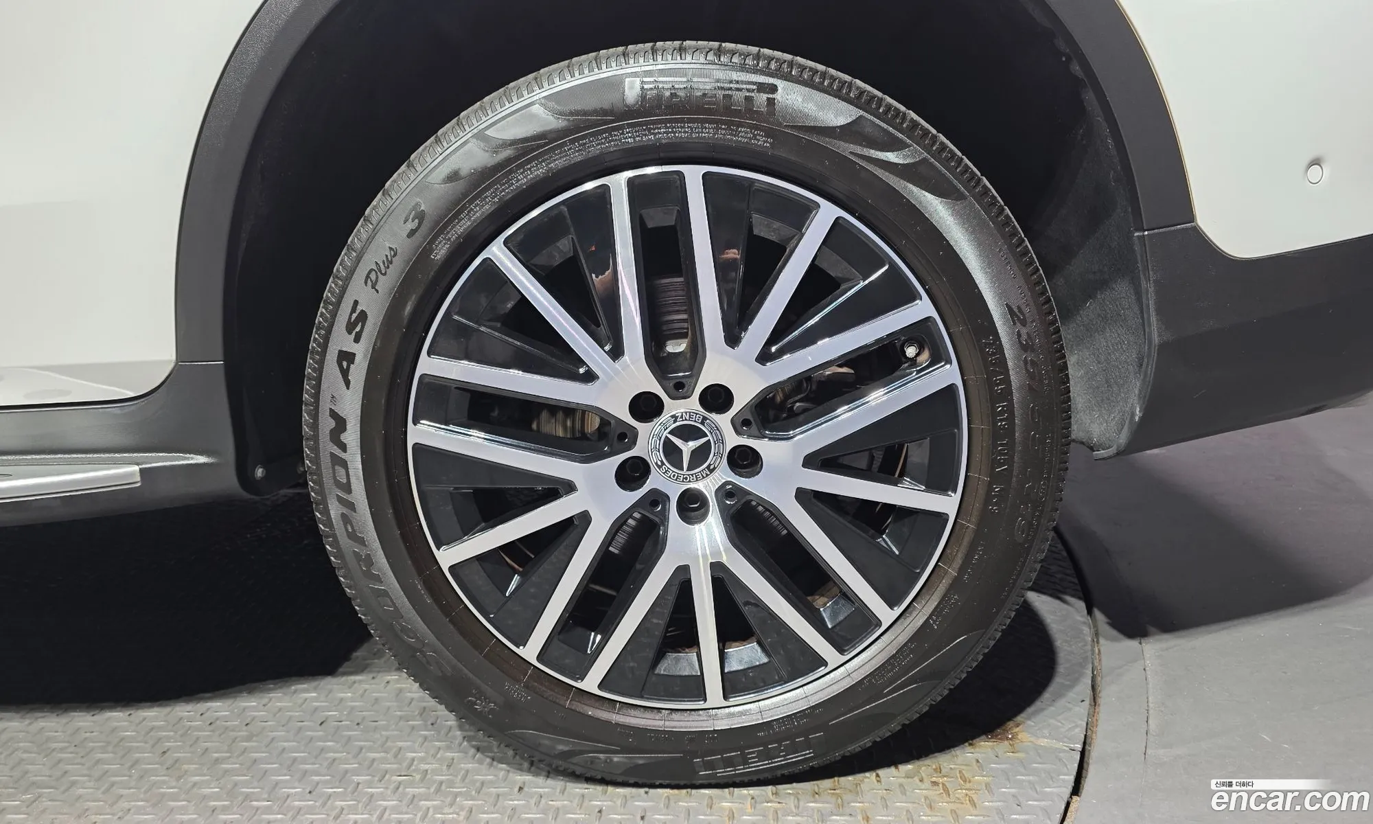 Mercedes-Benz GLC-Class X253 2021 — 27