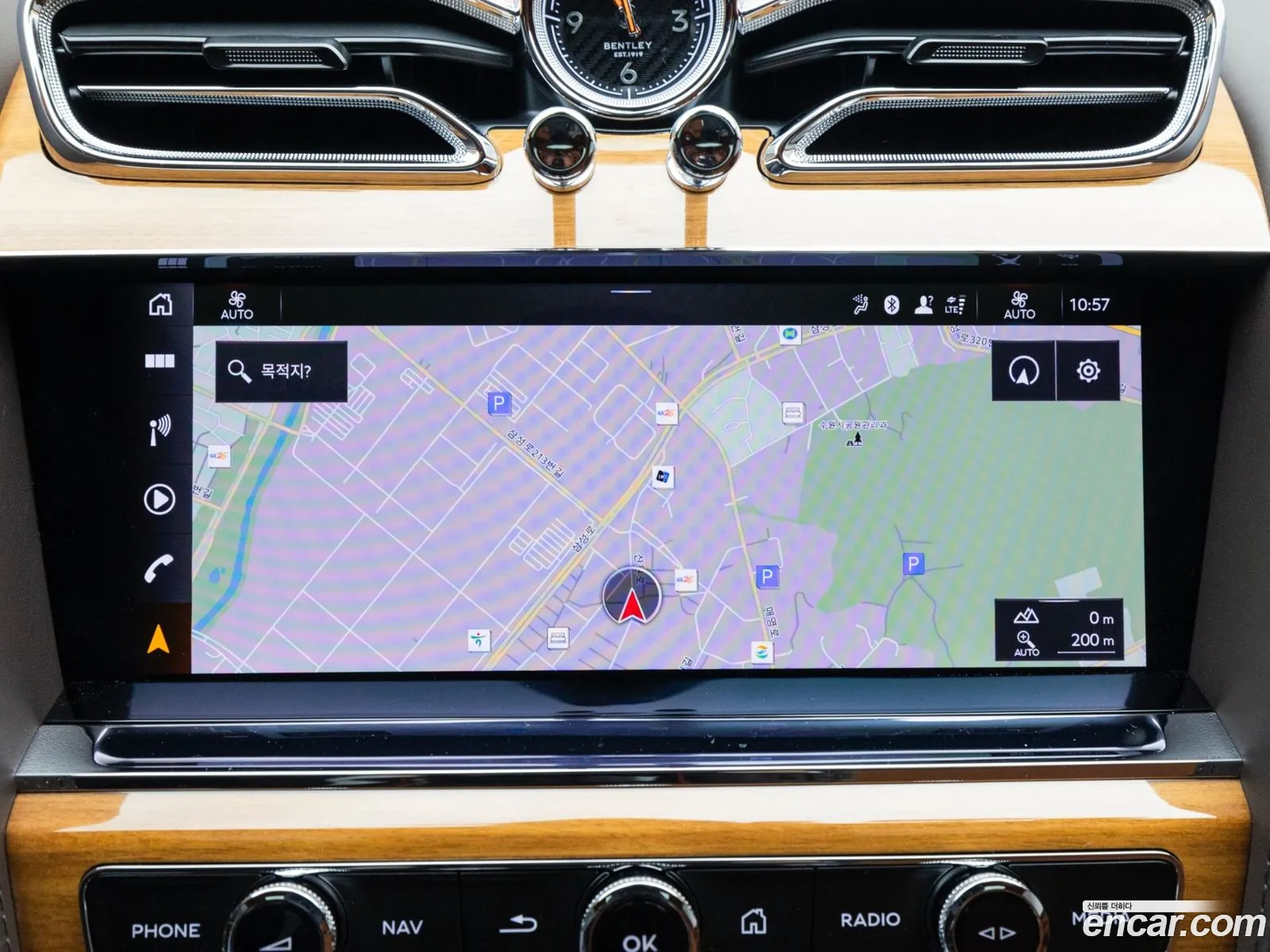Bentley Bentayga 2025 — 6