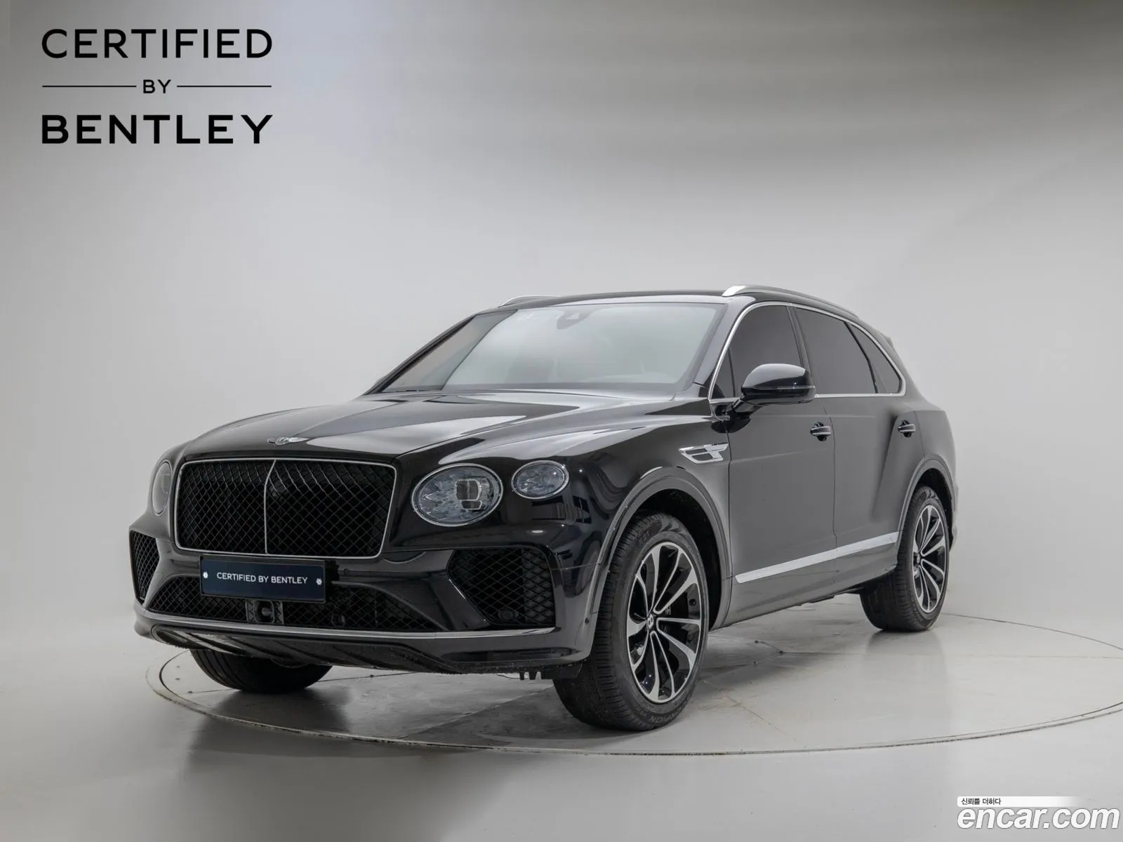 Bentley Bentayga 2025 — 16