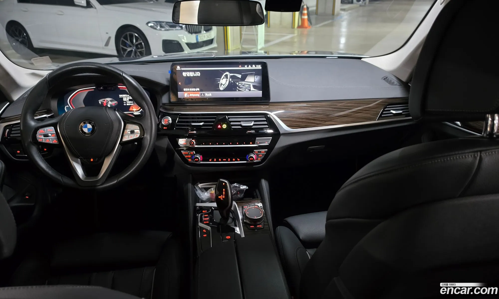 BMW 5 Series 2023 — 13