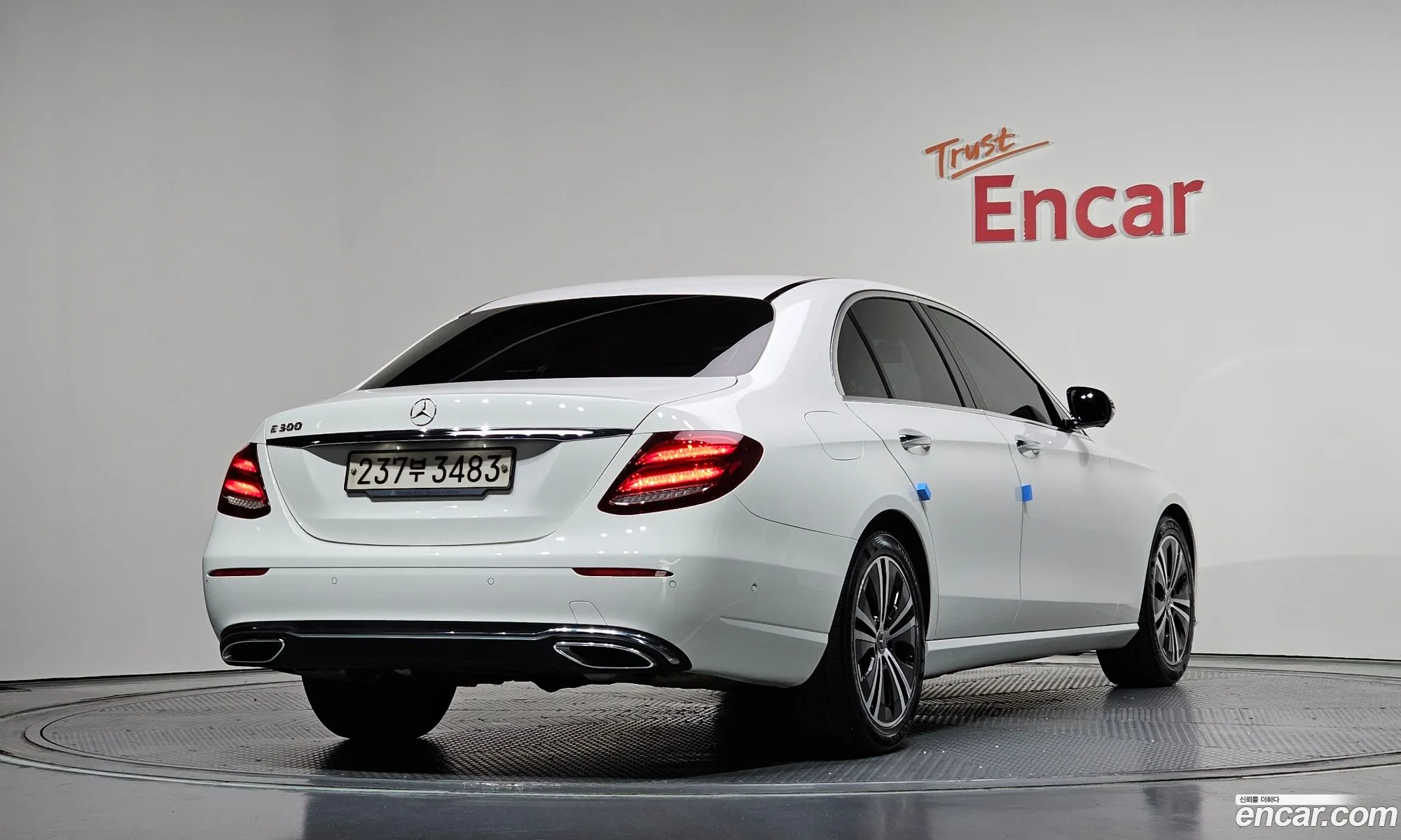 Mercedes-Benz E-Class W213 2020 — 11
