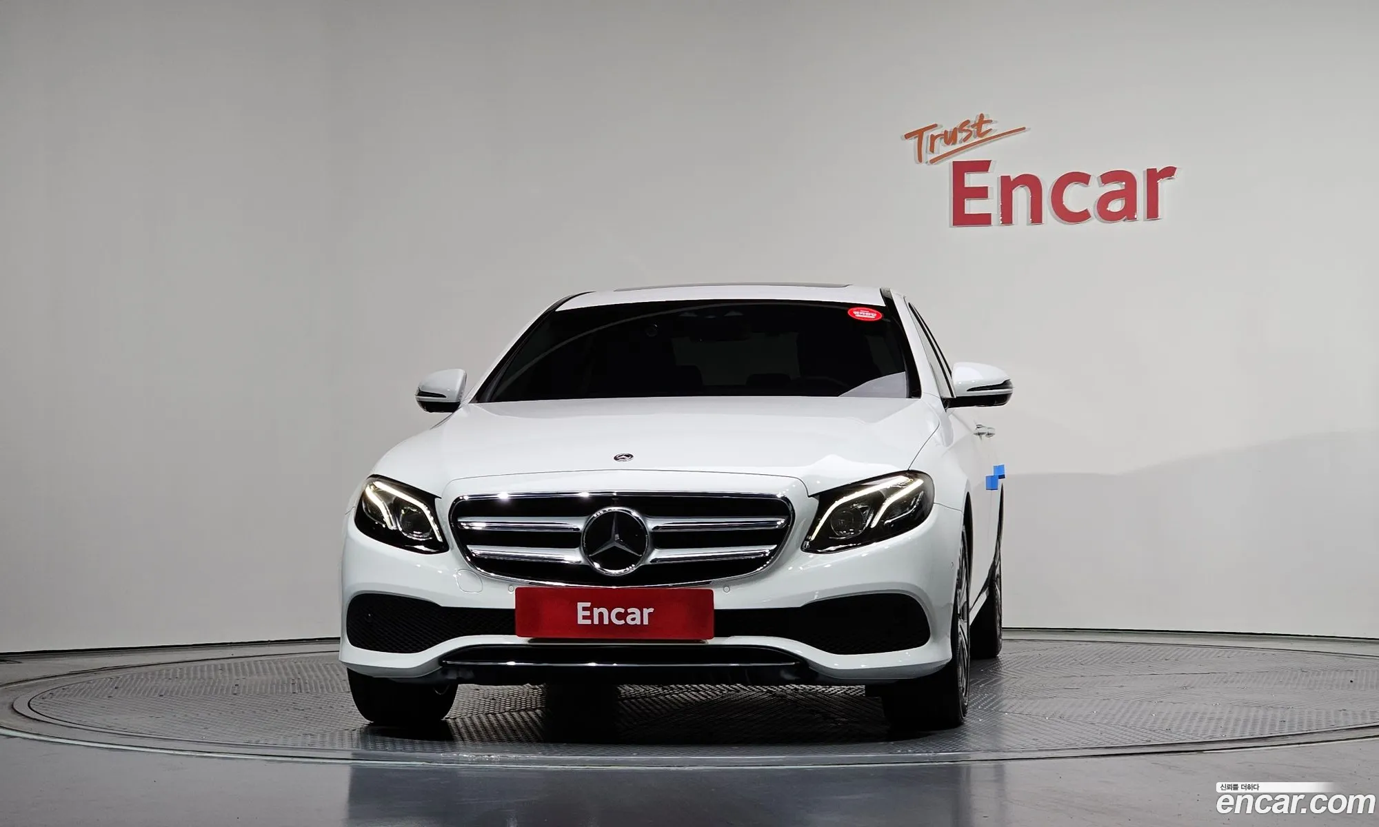 Mercedes-Benz E-Class W213 2020 — 27