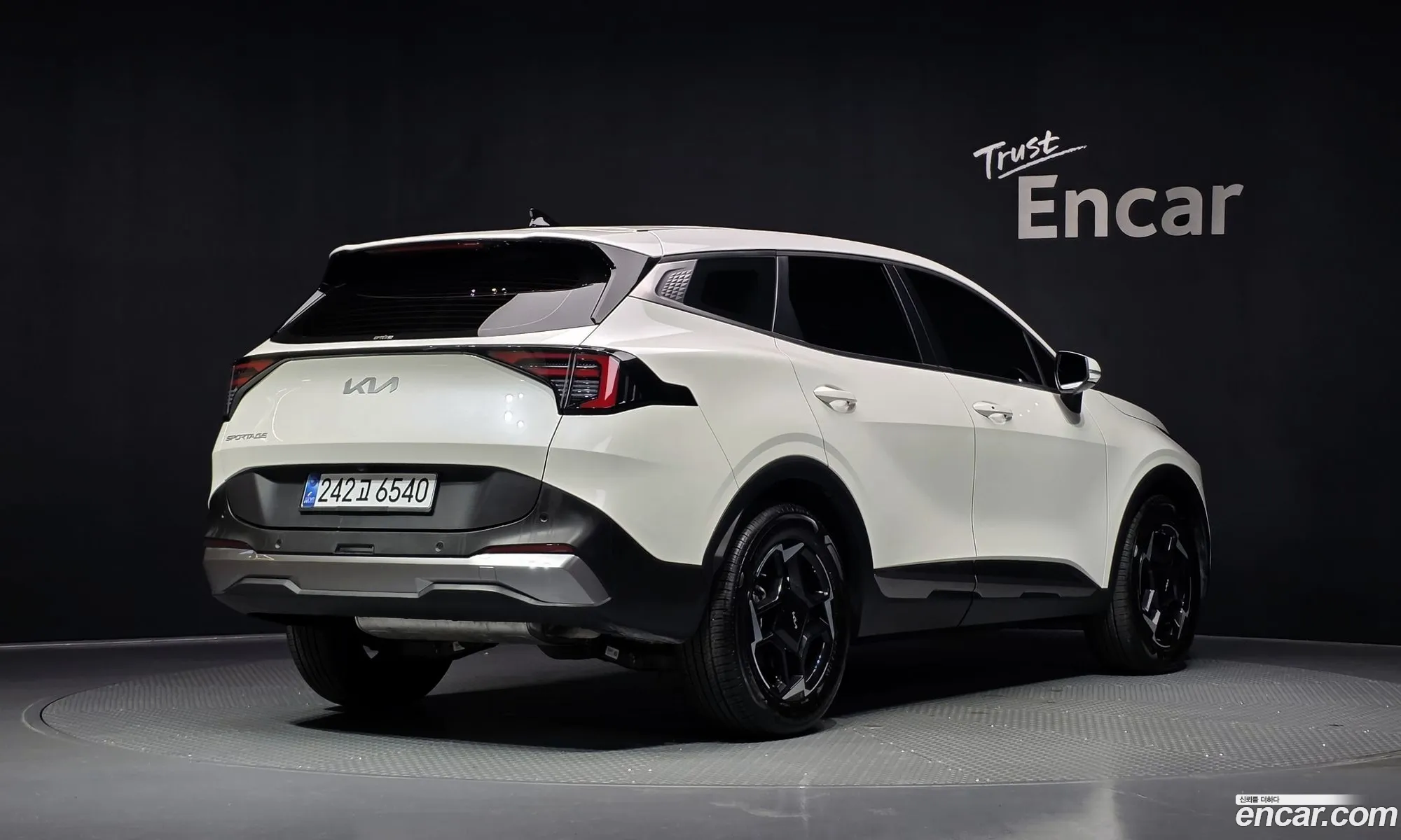 Kia Sportage 2025 — 16