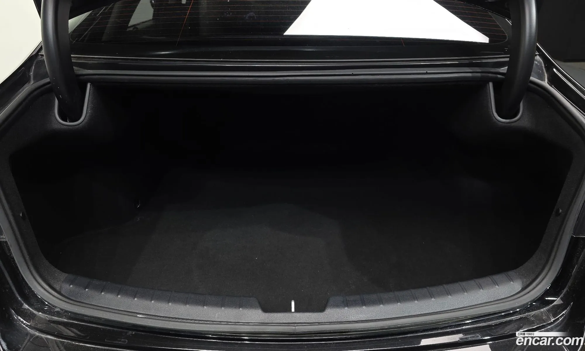 Kia K7 Premier 2020 — 29