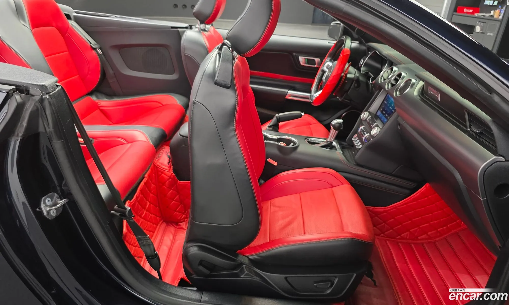 Ford Mustang 2021 — 6