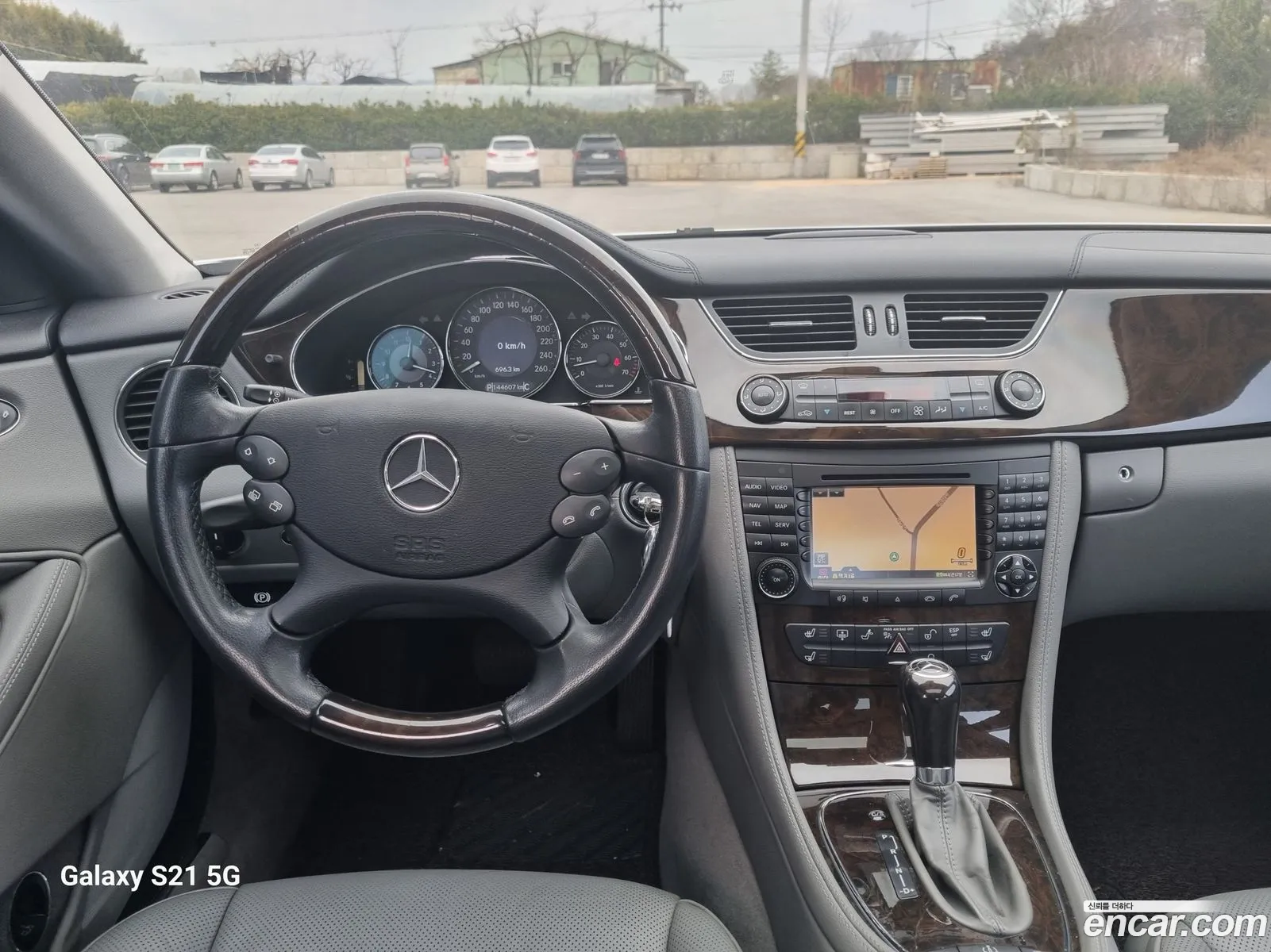 Mercedes-Benz CLS-Class W219 2005 — 20