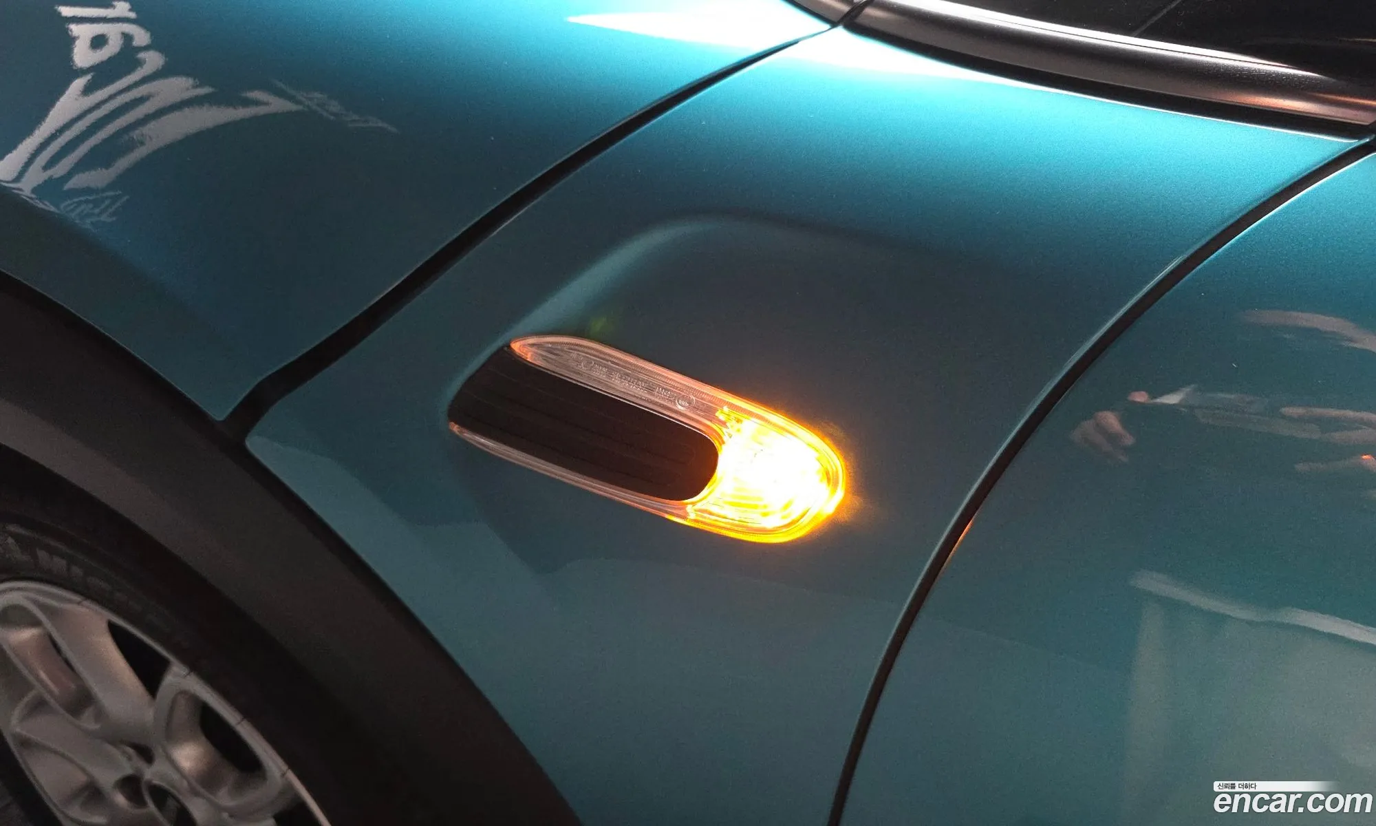 Mini Cooper Convertible 2019 WMWWG5107K3K11311 — 6