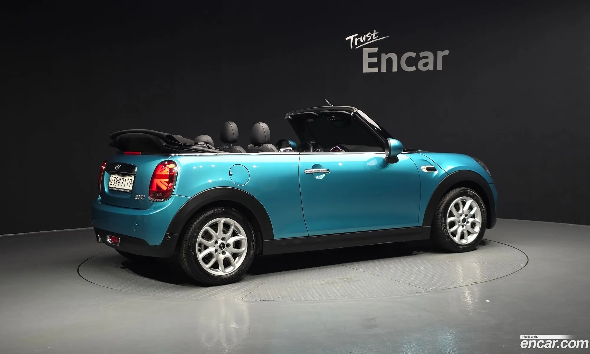 Mini Cooper Convertible 2019 WMWWG5107K3K11311 — 3
