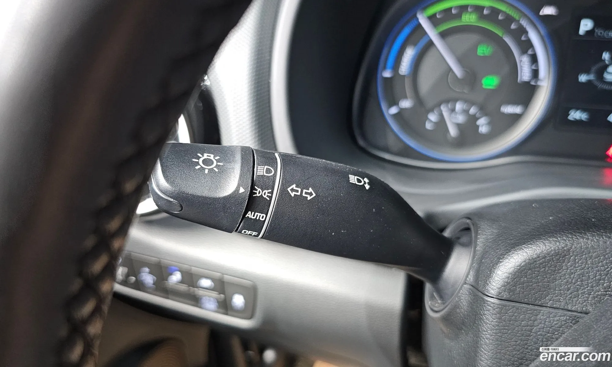 Hyundai Kona Hybrid 2020 — 19