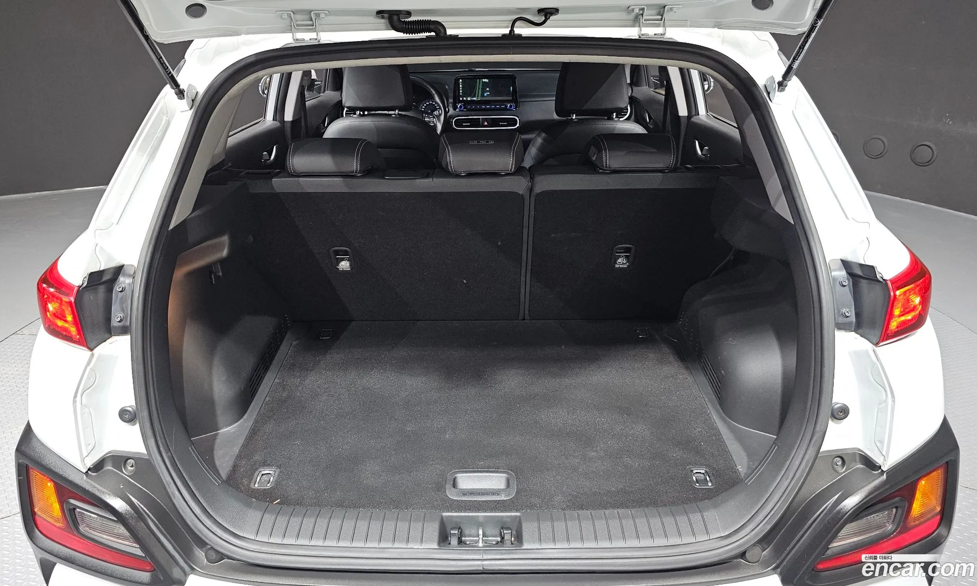 Hyundai Kona Hybrid 2020 — 6